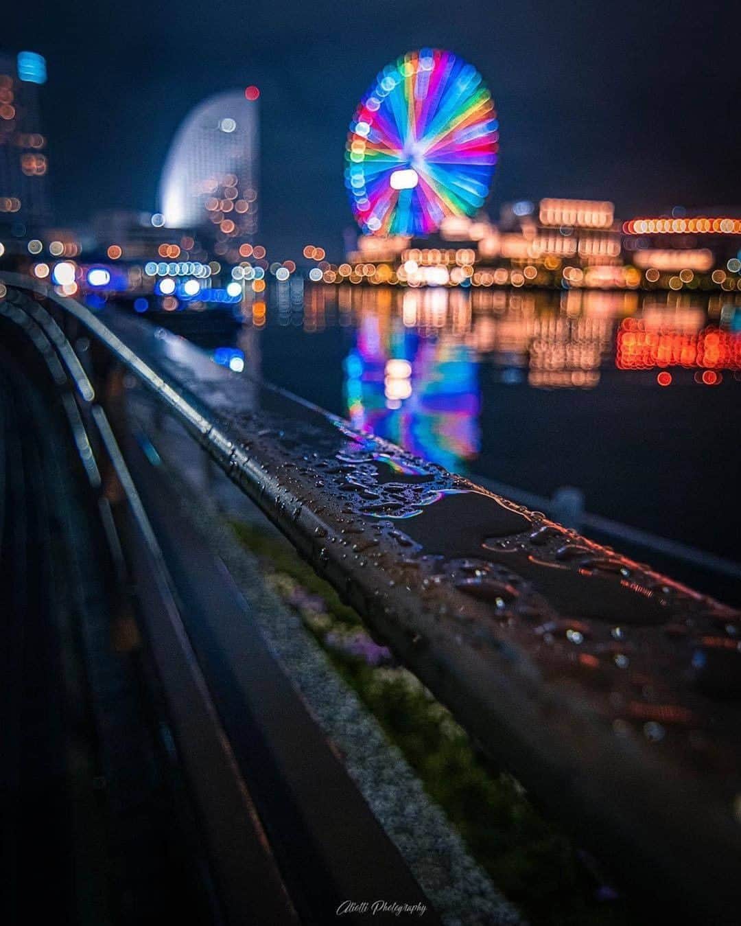 のインスタグラム：「Scenery that's worth a few raindrops.﻿ Photo: @you528﻿ #myyokohama ﻿ ﻿ #yokohama #darlingescapes #beautifuldestinations #artofvisuals #somewheremagazine #discoverglobe #travelawesome #passionpassport #lovejapan #explorejapan #japanlife #japanfocus #japan_vacations #japanrevealed #よこはま #ヨコハマ #横浜」