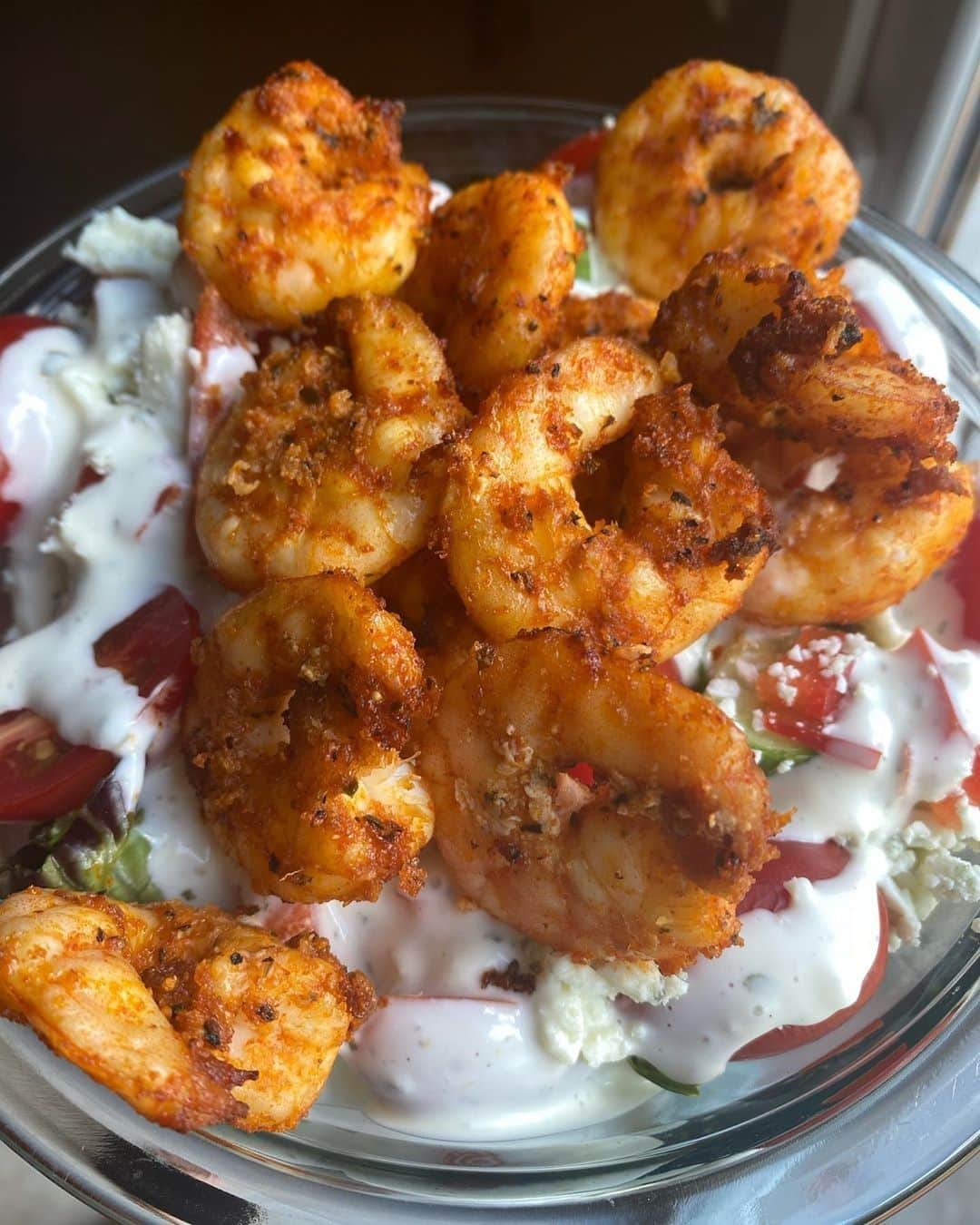 Flavorgod Seasoningsさんのインスタグラム写真 - (Flavorgod SeasoningsInstagram)「Run and make these air fried shrimp stat! 🤤🤤⁠ -⁠ Customer:👉 @samantha.davis.rn⁠ Seasoned with:👉 #Flavorgod Lemon Garlic Seasoning⁠ -⁠ Add delicious flavors to your meals!⬇️⁠ Click link in the bio -> @flavorgod  www.flavorgod.com⁠ -⁠ Raw jumbo shrimp⁠ @flavorgod lemon garlic seasoning⁠ Paprika⁠ Avocado oil⁠ Air fried 330 degrees for about 10 mins.⁠ -⁠ Flavor God Seasonings are:⁠ 💥ZERO CALORIES PER SERVING⁠ 🔥0 SUGAR PER SERVING ⁠ 💥GLUTEN FREE⁠ 🔥KETO FRIENDLY⁠ 💥PALEO FRIENDLY⁠ -⁠ #food #foodie #flavorgod #seasonings #glutenfree #mealprep #seasonings #breakfast #lunch #dinner #yummy #delicious #foodporn」7月20日 10時01分 - flavorgod