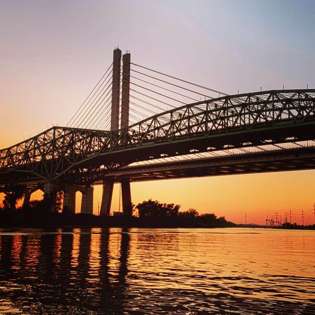 ジョアニー・ロシェットさんのインスタグラム写真 - (ジョアニー・ロシェットInstagram)「#montreal #champlainbridge」7月20日 10時48分 - joannierochette