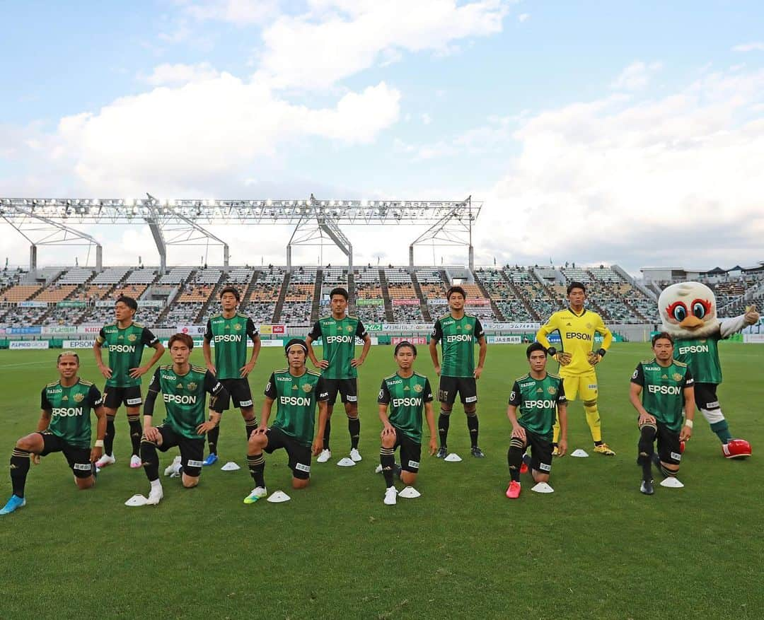 松本山雅FCさんのインスタグラム写真 - (松本山雅FCInstagram)「2020.7.19 2020 Meiji Yasuda J2 League 6th sec. Matsumoto 2-0 Gunma  #松本山雅fc #matsumotoyamaga #yamaga #onesoul #捲土雷鳥 #ガンズくん」7月20日 10時50分 - matsumoto.yamagafc