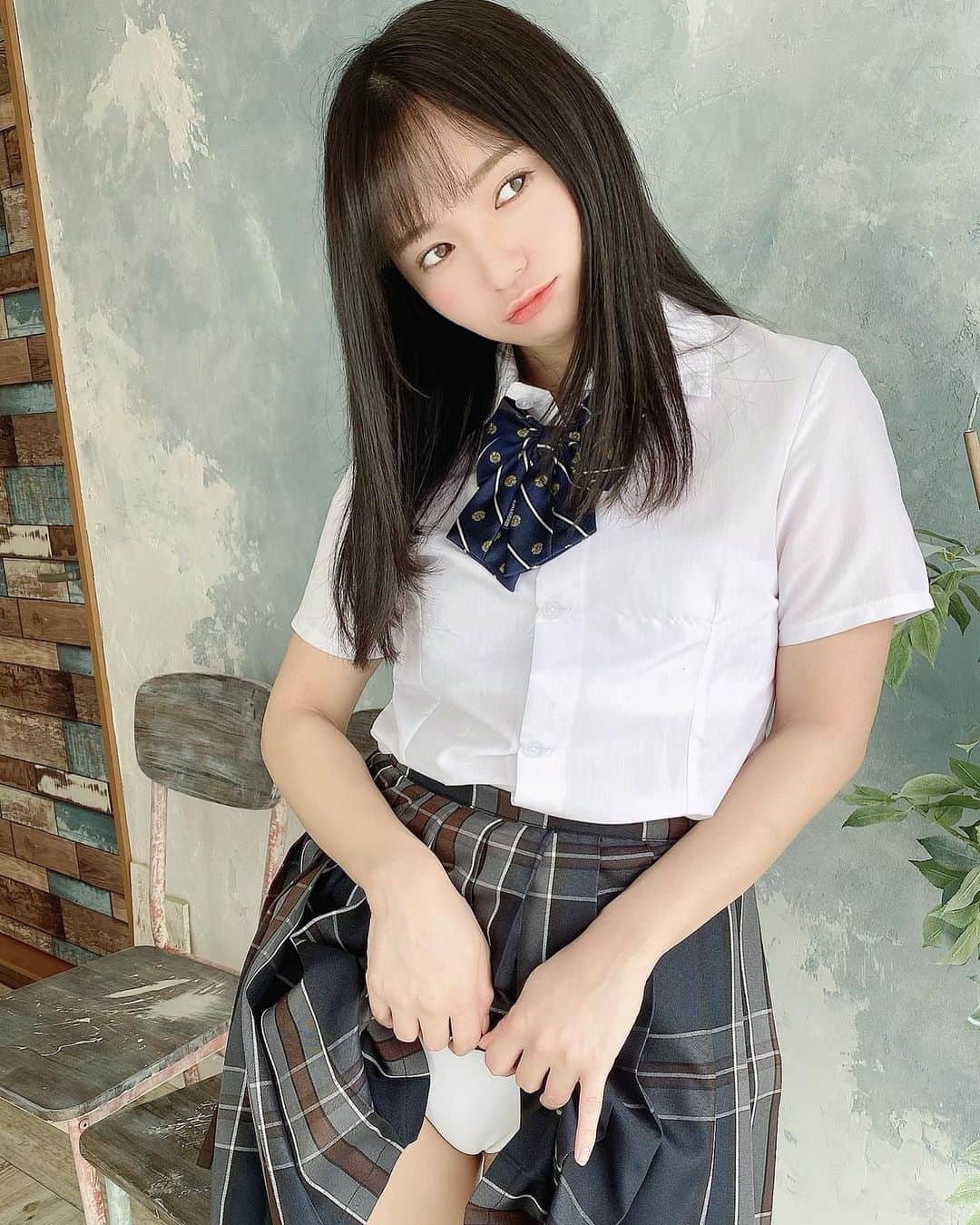 西永彩奈 制服 西永彩奈さんのインスタグラム写真 - (西永彩奈Instagram)「制服着ると若返る！ #制服#japanesegirl」