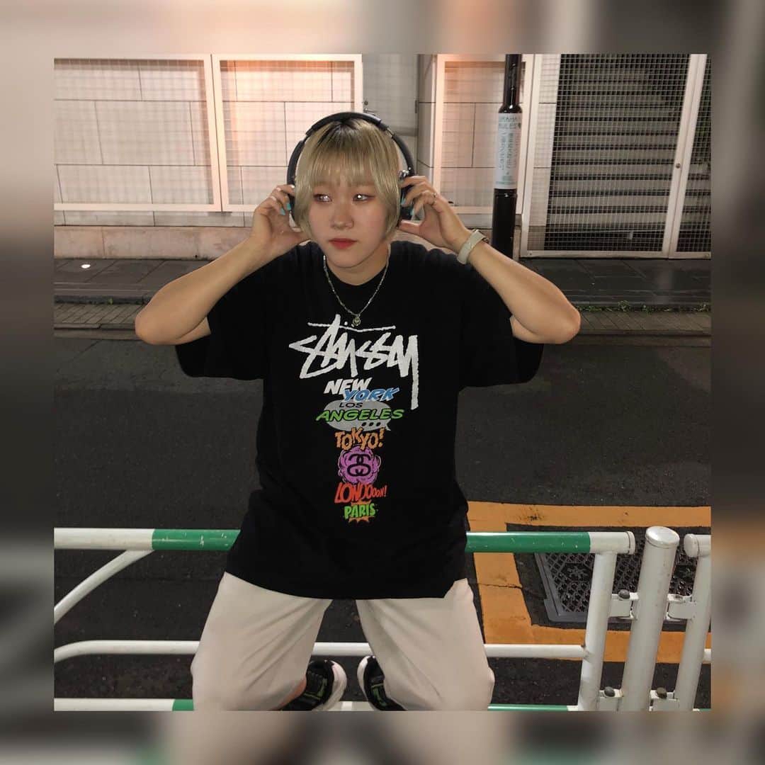 のインスタグラム：「. . . #原宿シカゴ神宮前店﻿ #ccg_jin﻿ ﻿ 【Today's Pick up Code】 ﻿ T-shirt ¥3,900  pants ¥2,900  👾ハーフパンツコーデ👾 夏らしいハーフパンツも今なら20%オフとなっております💜 他にもストリート系ブランドのTシャツ多数入荷しております💜 是非この機会に足を運んでみてはいかがでしょうか？ 皆様のご来店心よりお待ちしております🙇‍♂️   ﻿﻿ ※﻿Priceはすべて税抜き価格になっております。﻿ 商品についてのご質問等は店頭スタッフにご気軽にお声掛け下さいませ。﻿ ﻿ ﻿ #原宿#原宿シカゴ#古着﻿ #古着屋巡り #ストリートファッション #ストリート系女子 #ステューシー #stussy  #古着女子#古着男子#フルジョ #fashionsnap #原宿古着﻿ #古着コーデ #古着屋巡り #ステューシーtシャツ  #原宿#下北沢#吉祥寺#京都﻿ #harajuku#streetfashion ﻿#ootd #instagood  #tokyofashion #韓国ファッション #韓国コーデ #좋아요 #팔로우백 #팔로우미」
