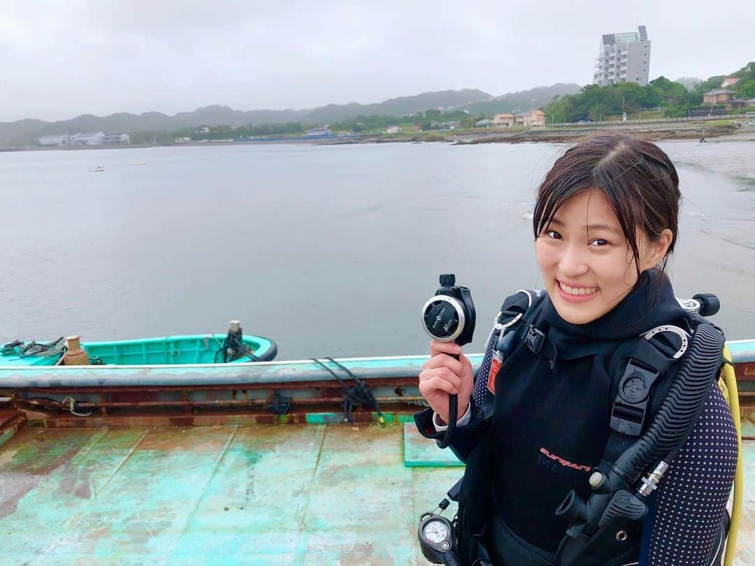 竹内里奈さんのインスタグラム写真 - (竹内里奈Instagram)「🐳ダイバーの憧れ、ジンベエザメと泳ぎました🥺✨ 海と日本プロジェクトのロケで、 明日の朝のシャキットで放送です。 ・ #ダイビング #ジンベエザメ #ダイビング好き #ダイビング女子 #リポーター #海と日本プロジェクト #シャキット #チバテレ #体当たり #アナウンサー #フリーアナウンサー #竹内里奈 #アドバンス」7月20日 12時16分 - rina.takeuch