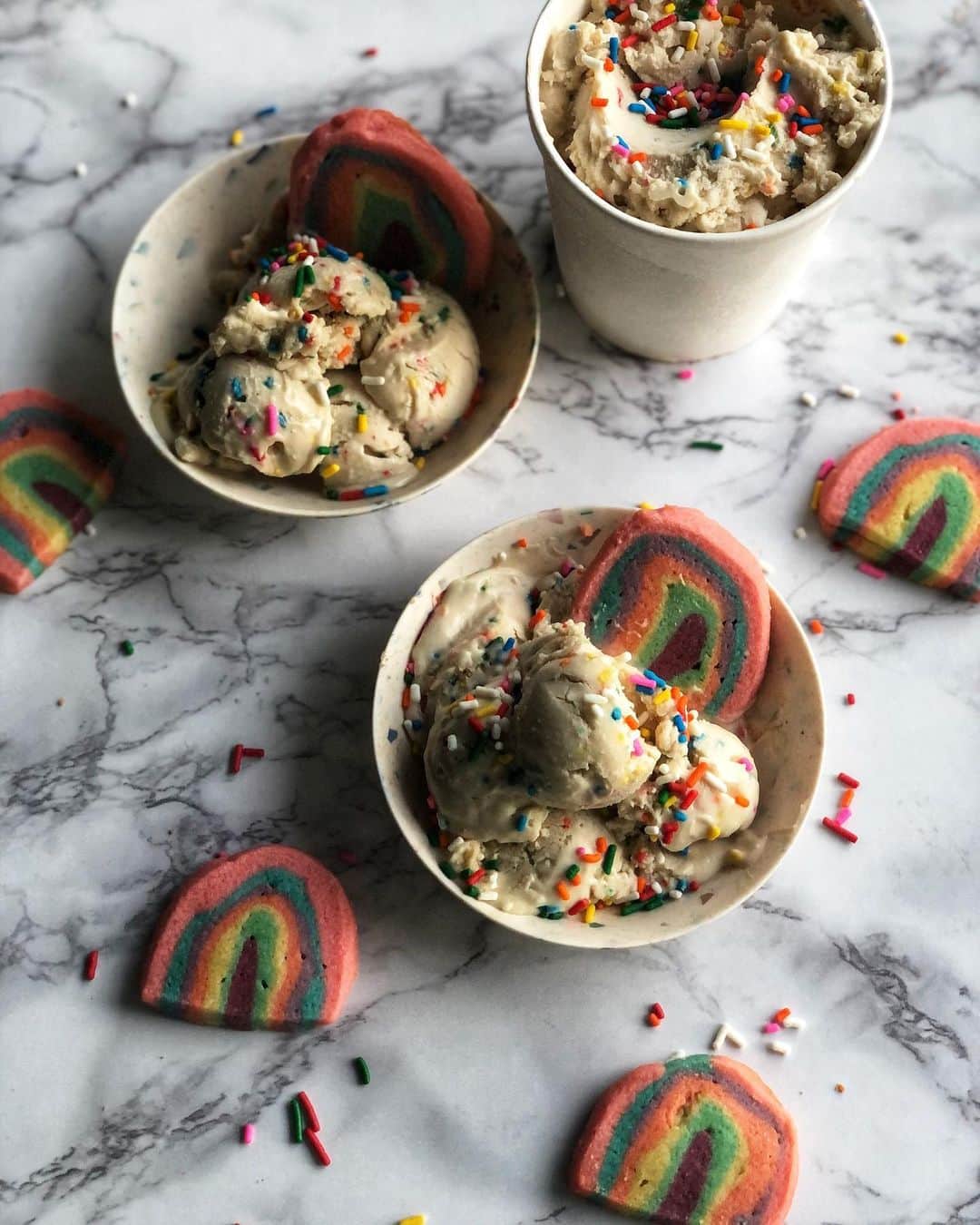 Antonietteのインスタグラム：「Celebrating San Diego Pride Weekend on #nationalicecreamday with some homemade cake batter sprinkles ice cream and some rainbow-esque shortbread! 🌈 Ok, so these were the only colors I had for the cookie dough, giving it a 90’s Lisa Frank palette vibe  instead. 😆🦄 Happy Pride 2020! #loveislove」
