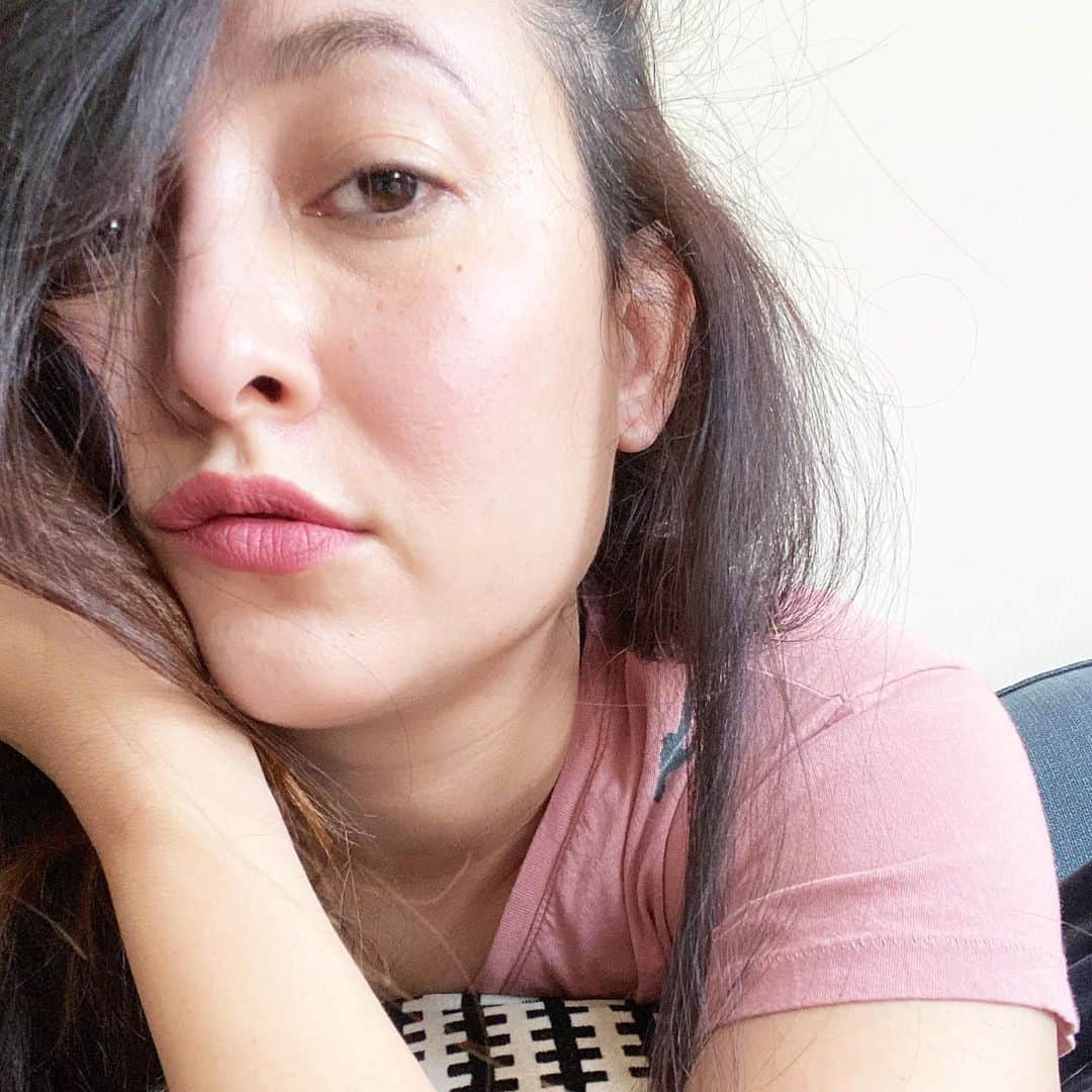 フリーディアのインスタグラム：「Happy Monday! How was your weekend? Anyone else feeling blah today? 😝  * * ハッピーマンデー！良い週末過ごせましたか？　 なんかゴロゴロしたい月曜日。今日も頑張りましょう〜 #monday #happymonday #whatdayisit #groggy #groggypants #tired #pooped #letsdothis #sunniesface」