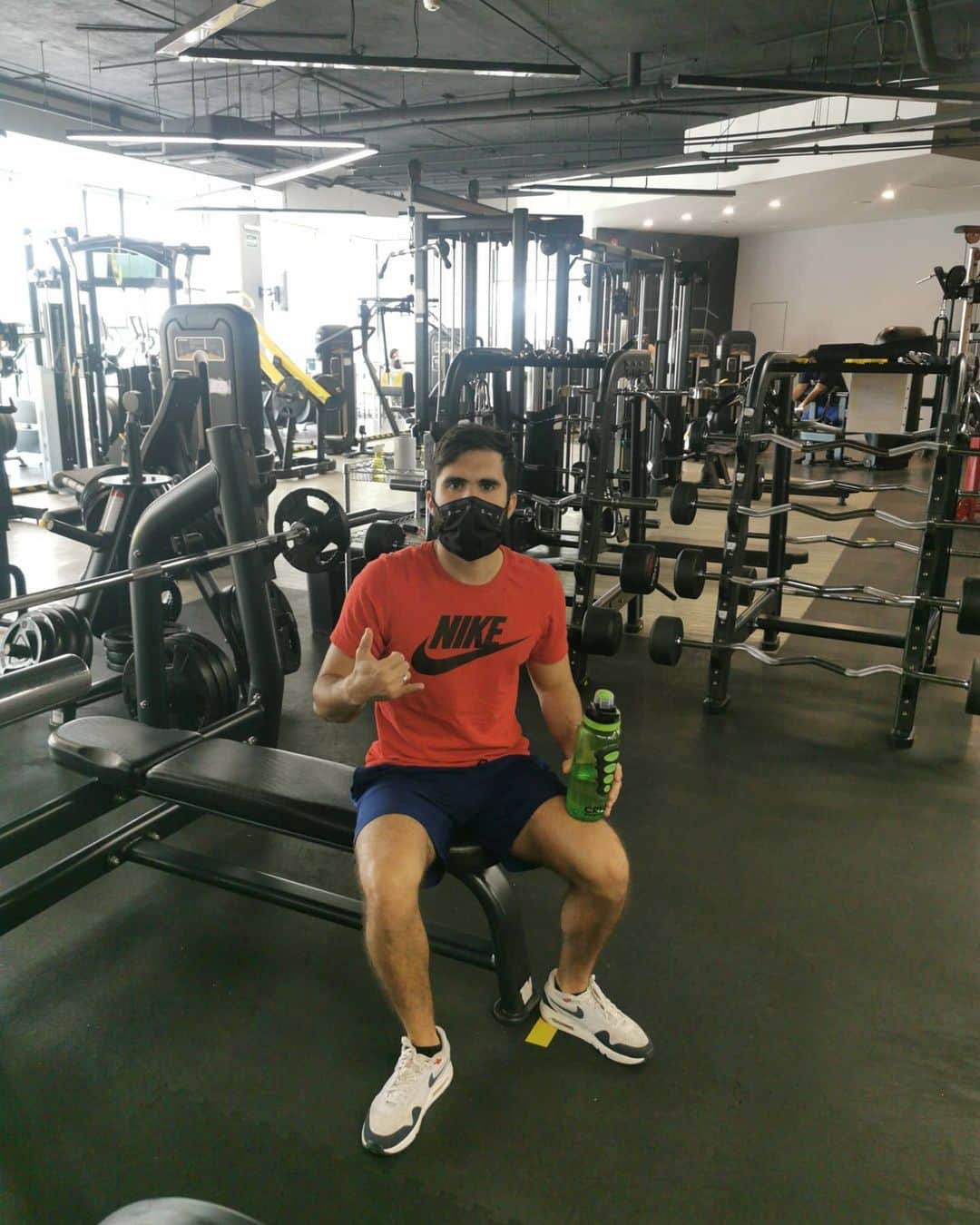 イヴァン・ガルシアのインスタグラム：「Muchas gracias @dexfit_workout @dexfit_gimnasio por ayudarnos en estos tiempos tan difíciles que estamos pasando, con la pandemia y el trágico accidente de nuestro gimnasio.. No cabe duda que somos una gran familia y con acciones como estas queda demostrado, de corazón gracias por ayudarnos a prepararnos para #Tokio2021 #puromexicano 🇲🇽💥🔥」
