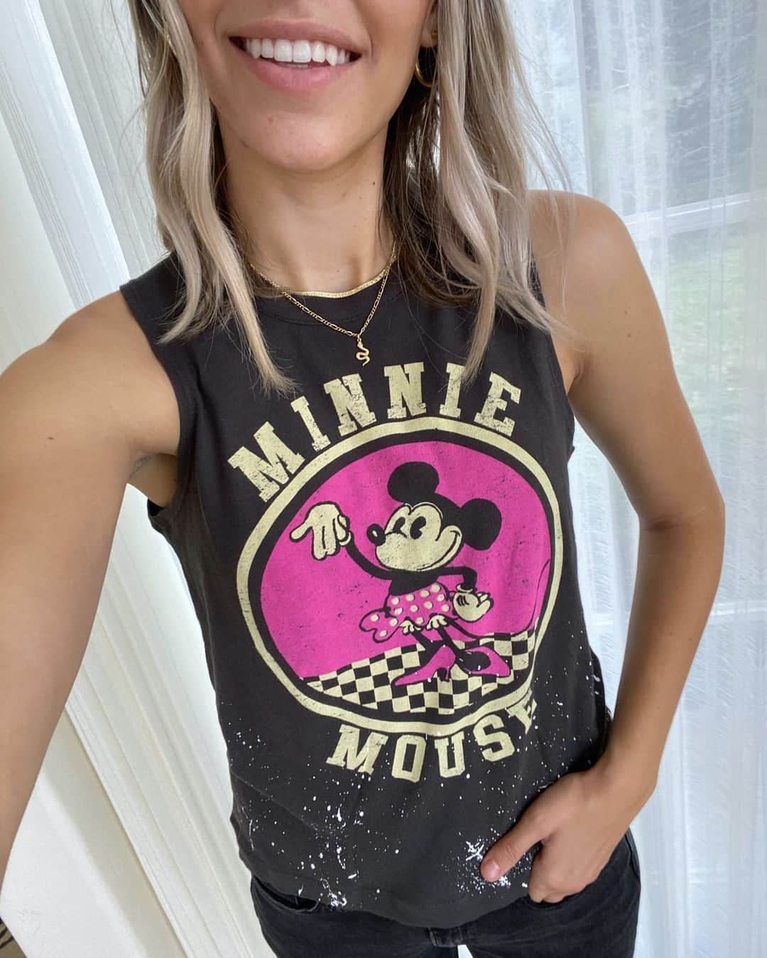 のインスタグラム：「who else misses Disney??🙋🏽‍♀️💫 check out our Disney styles in the meantime💞 #chaserbrand #tshirtaddict #disneymerch #disneyland #disneyworld #minniemouse #graphictank」