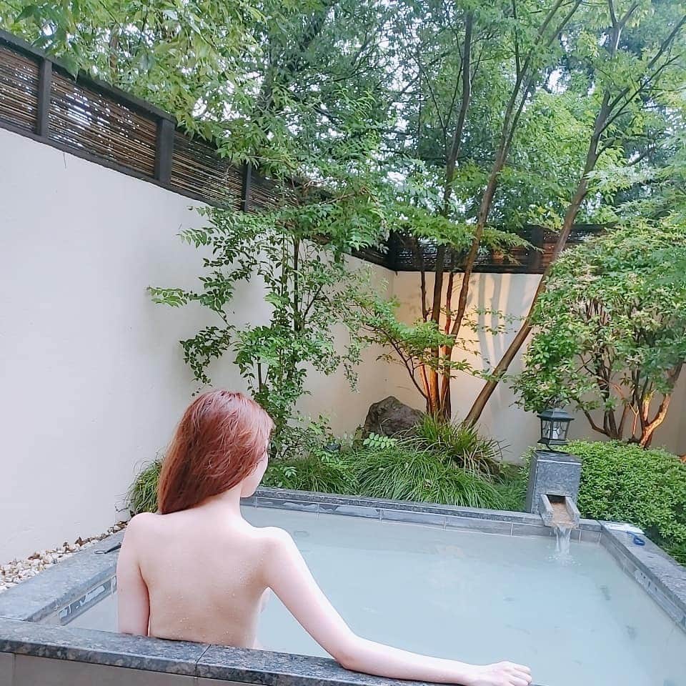 桃瀬えりなのグルメインスタ