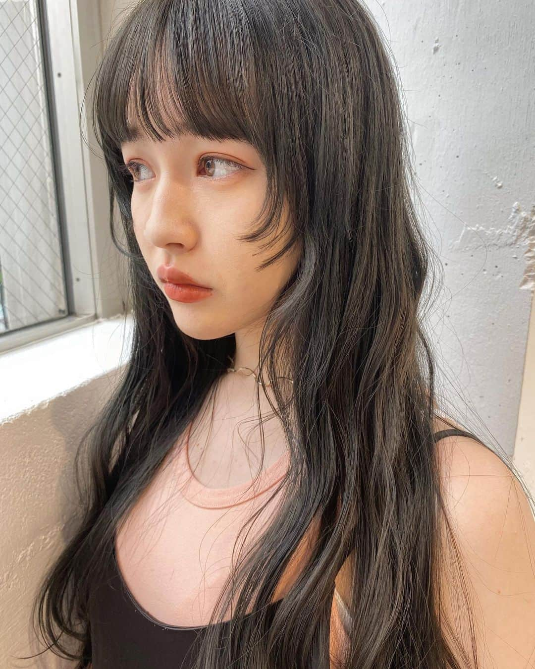 ナタリア聖奈さんのインスタグラム写真 - (ナタリア聖奈Instagram)「・ ・ 大人っぽナタいかがでしょ〜( ´﹀` ) ・ #ナタリア聖奈 #ljk #ヘアスタイル #オレンジメイク #黒髪ロング #大人女子」7月20日 20時10分 - _natamilk_