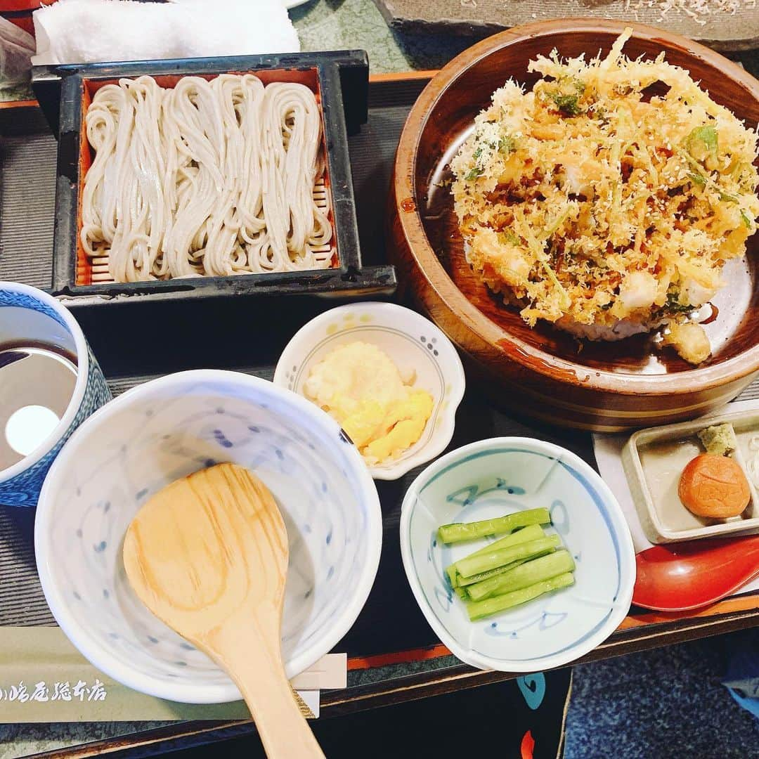 桜花由美さんのインスタグラム写真 - (桜花由美Instagram)「昨日の新潟大会後にへぎ蕎麦食べて来たー！  めちゃくちゃへぎ蕎麦が美味しかったー！  今日9時半からYouTubeでプレミア配信するよー！  桜花由美マニアックス5！  多分15年前ぐらい！  まだまだ先は長いぞー！  #wavepro‬ ‪#女子プロレスラー ‬ #プロレス ‬ ‪#プロレスラー ‬ ‪#女子プロレス‬ ‪#prowrestling‬ ‪#プロレスリングwave‬ #波ヲタ全員集合  #桜花由美 #波ヲタ #新型コロナウィルス  #新型コロナウィルス対策 #コロナウィルスに負けないぞ #愛犬 #愛犬との暮らし  #犬  #犬のいる暮らし  #犬なしでは生きていけません会  #犬バカ #トイプードル  #トイプードルカフェオレ  #youtube  #ミックスチャンネル #mixchannel  #mixchannelライブ配信  #mixchannel公認ライバー #ミクチャ  #ミクチャ動画  #歌舞伎町女子プロレスバーちゃんす  #歌舞伎町ちゃんす」7月20日 21時06分 - ohkayumi