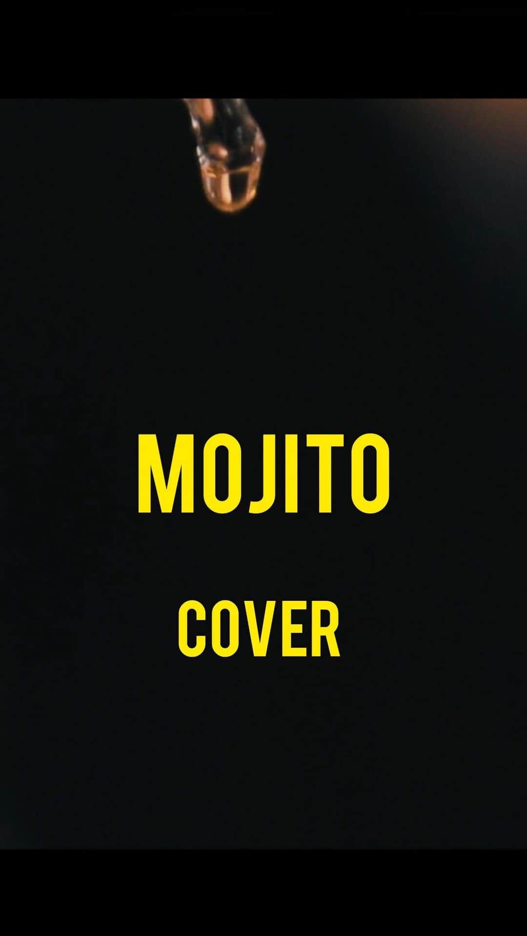 安柏兒のインスタグラム：「Please enjoy our Mojito 🍹  這一杯 我們來點鬆的。  Dark Mojito (Mojito cover ) 原唱： @jaychou   Music/Video :  @morrisonma  Guitar :  @creedzhao   跟馬力聲的第二次合作 Cheers 🥂   Special thanks  @vinebar.taipei  @revaop  @tso_evolrich   #darkmojito #安柏音樂盒子 #安柏盒子 #4」