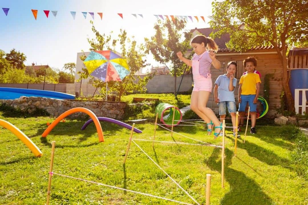 HGTVさんのインスタグラム写真 - (HGTVInstagram)「If summer camp is taking place in the backyard this year, we’ve got ideas for theme weeks filled with activities and games to keep your kids learning and busy. 🎪 Find backyard summer camp themes with plenty of activities at the link in our bio. ☀️⁠ ⁠ #kidsactivities #summercamp #DIY #kidscrafts #kidfriendly⁠」7月20日 21時01分 - hgtv