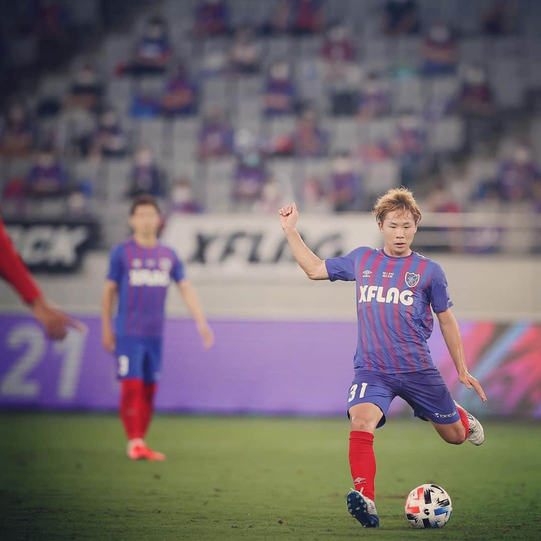 FC東京オフィシャルグッズさんのインスタグラム写真 - (FC東京オフィシャルグッズInstagram)「🔵🔴 vs #浦和レッズ ホーム味スタのピッチを縦横無尽。 豊富な運動量はチームの大きな力。 @fctokyoofficial  #FC東京 #安部柊斗  #fctokyo #tokyo」7月20日 21時02分 - fctokyoofficial