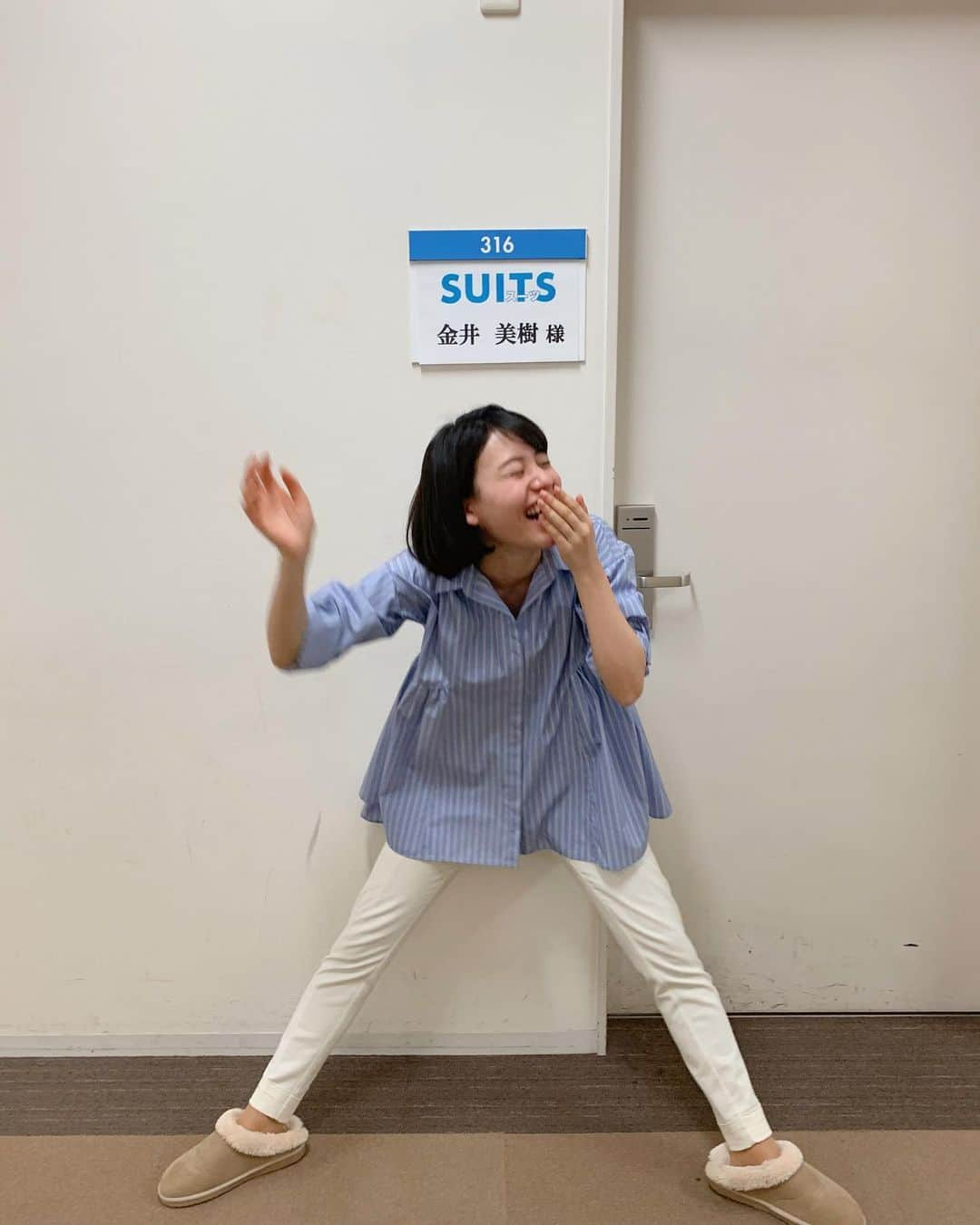 金井美樹 さんのインスタグラム写真 - (金井美樹 Instagram)「「SUITS/スーツ2」放送始まっています👠 ﻿ 今夜は1、2話合体特別版になっております。﻿ 先行映像初公開もあり、来週放送の3話が気になる事間違いなしの夜です🌉 @drama_suits #ドラマスーツ」7月20日 21時02分 - kanaimikitea