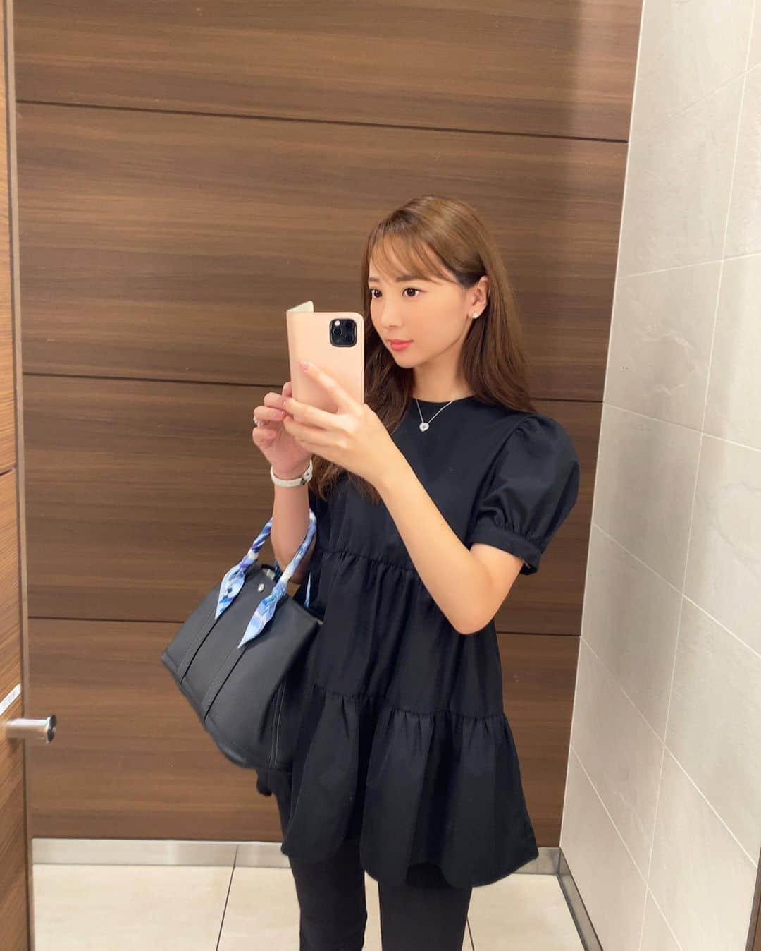 岡部あゆみさんのインスタグラム写真 - (岡部あゆみInstagram)「たまにはAll black💭❤︎」7月20日 21時15分 - ayumi_okabe