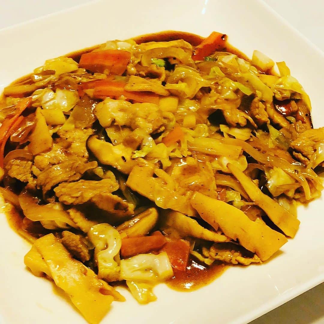 のインスタグラム：「本日の喧太飯 美味い！  #中華料理 #野菜炒め」
