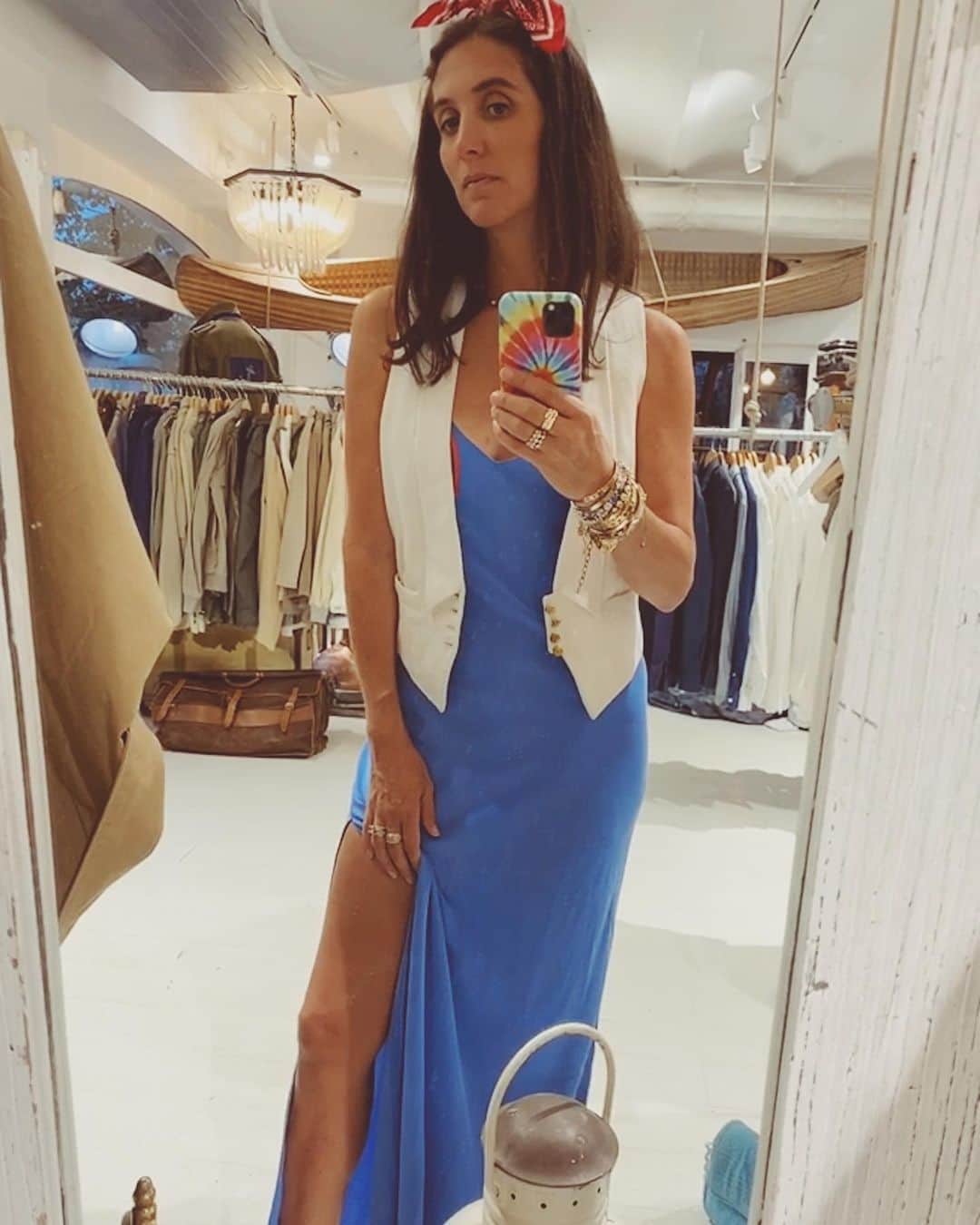 ダニジョーのインスタグラム：「🍒🥥🧢 @jodiesnydermorel in the blueberry tie strap slip paired with the perfect creme nautical vest #dannijogirls」