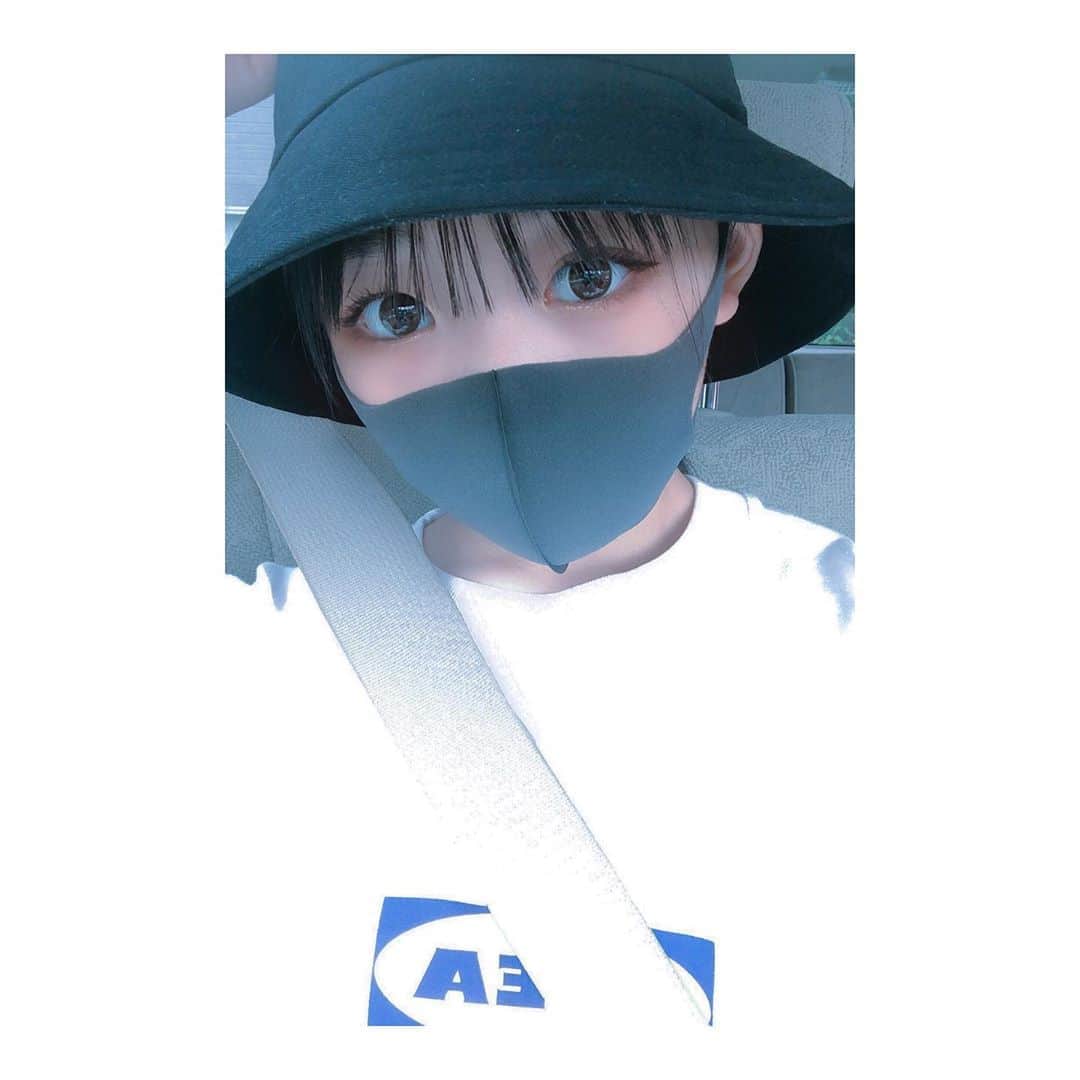 こあ（ゆずこあ）のインスタグラム：「・ この日に使ってたカラコンは  @lilyanna.jp さんです🥱 ・ ・ #pr#カラコン#カラコンレポ #カラコンレビュー」