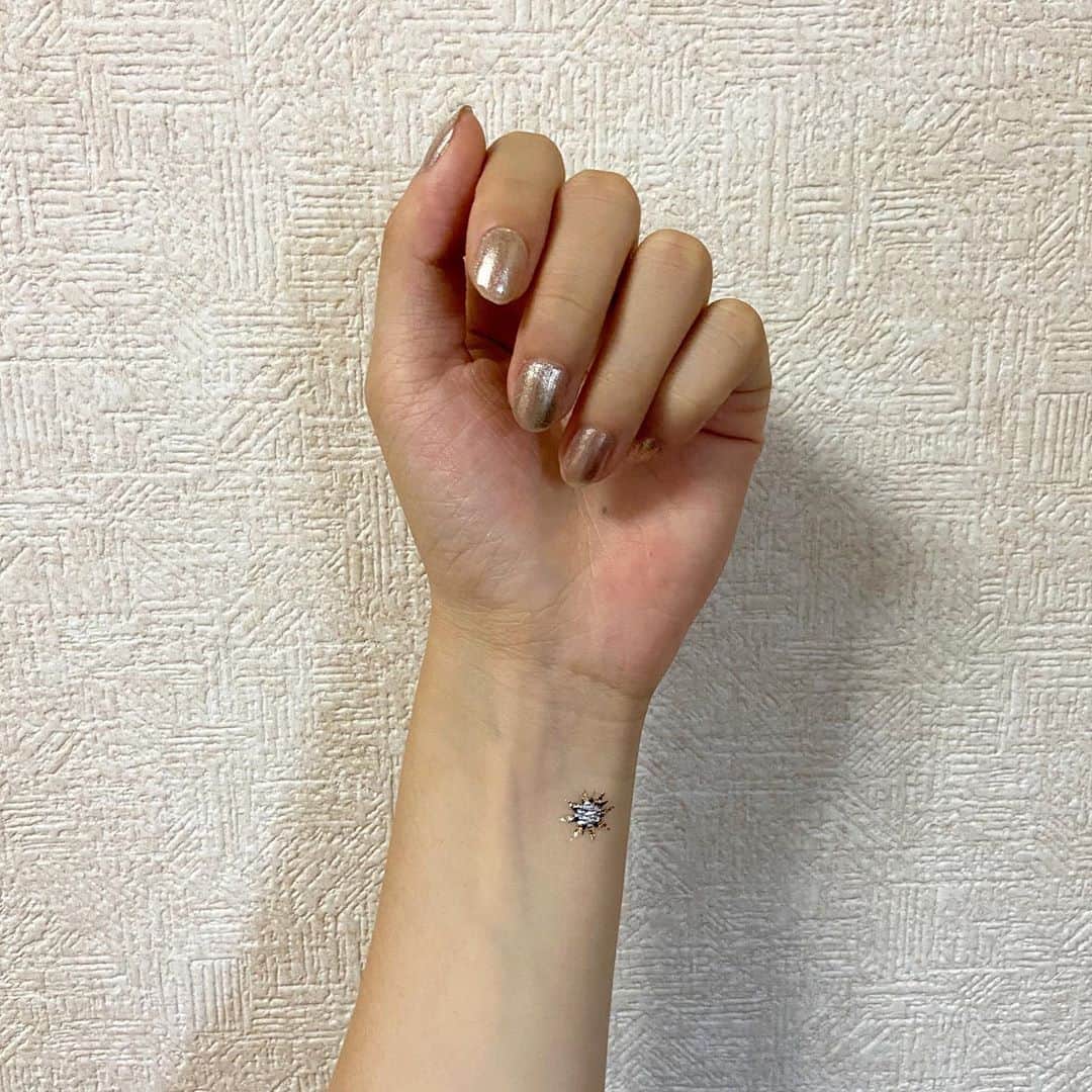 ほのかさんのインスタグラム写真 ほのかinstagram 切りすぎた爪 タトゥーシール ネイル Instalike