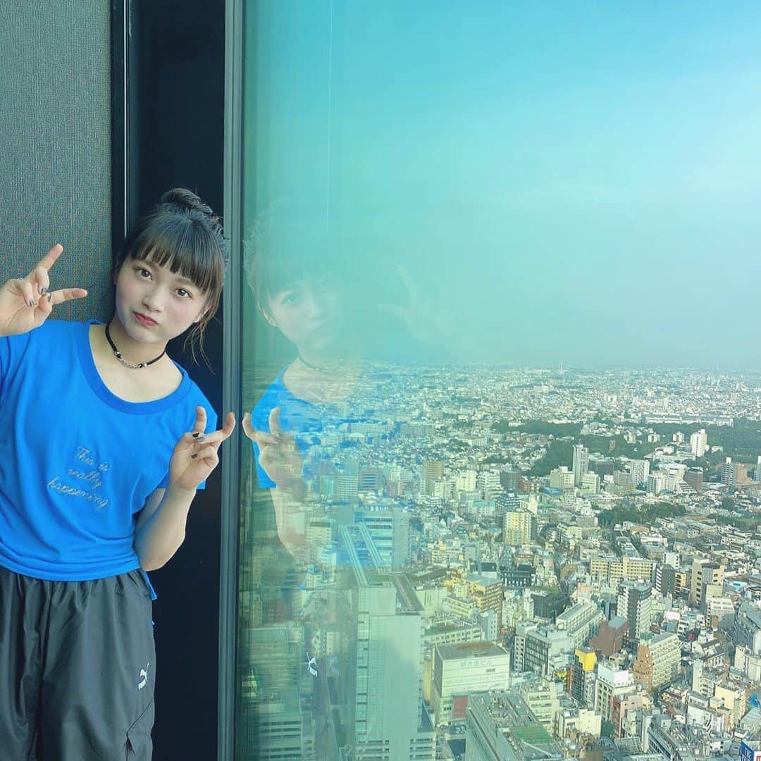 福田愛依さんのインスタグラム写真 - (福田愛依Instagram)「今日はスプレイのロケでした☺︎﻿ ﻿ 初めてスクランブルスクエアの渋谷スカイに😳✨﻿ いや、すごい！本当に！わお！おーーー！ってなりました 東京の景色をこんなに高いところから、広く見れるなんて感動でした。。 ﻿ 今日のロケの様子は次回8月1日（土）の生放送にて公開です！！お楽しみに🤤🤤❤  すごく楽しかった😆✨﻿ ﻿ #スプレイ﻿ #スクランブルスクエア﻿ #渋谷スカイ」7月20日 21時36分 - meii_cheer