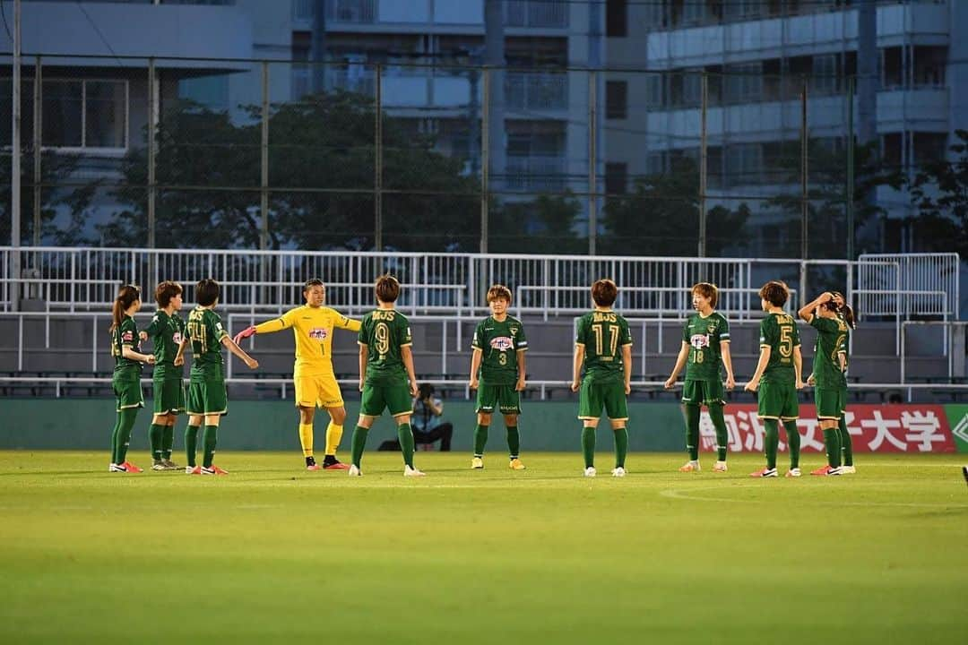 小林里歌子さんのインスタグラム写真 - (小林里歌子Instagram)「7月19日⚽️開幕.  何よりも嬉しかったかっさんの復帰👏. ベレーザに入って5年目、やっと同じピッチでサッカーすることができました。 自分を信じ続けて諦めなかったかっさんをほんとに尊敬します！  かっさんおめでとです😊」7月20日 21時54分 - rikako__kobayashi