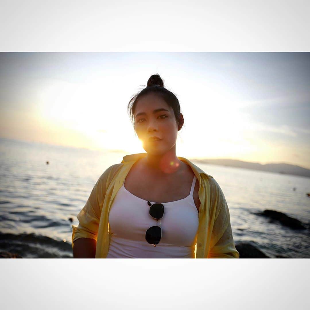 モリヤ・ジュタヌガーンのインスタグラム：「I will miss you #KohLipe : Cr : @pandaaa.j #momoriya」