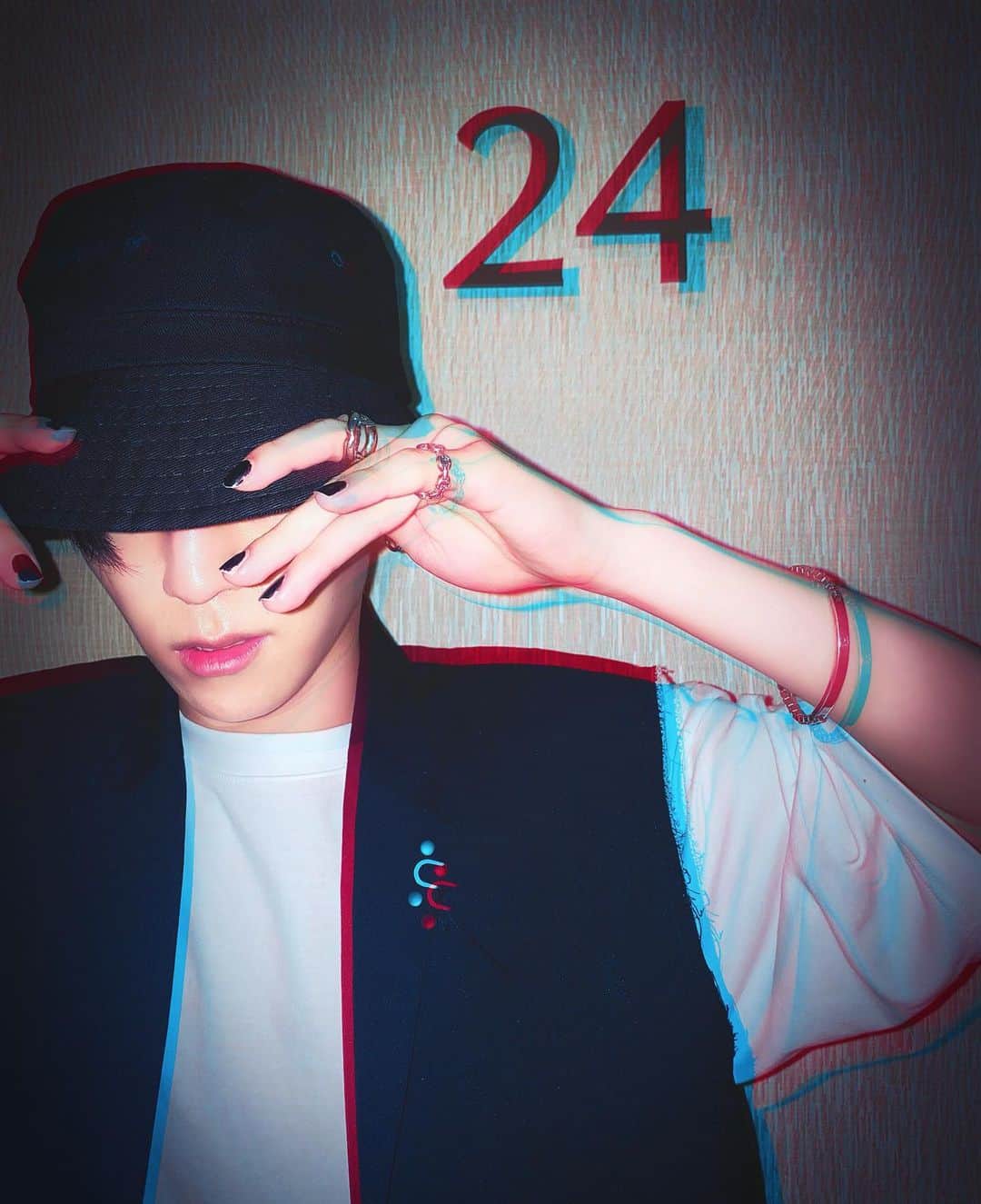 のインスタグラム：「24 . . . . #24 #age」