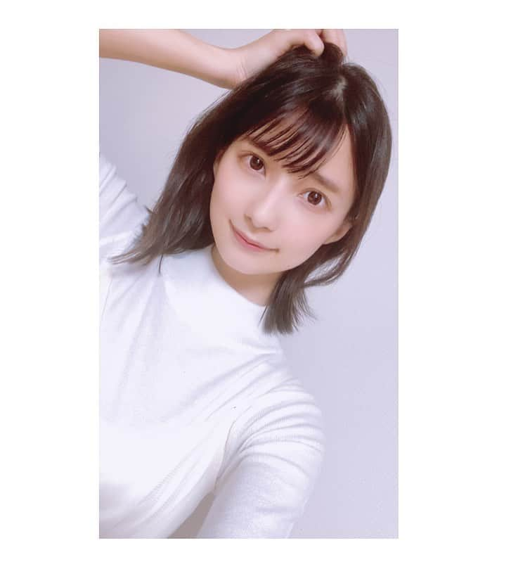 高野麻里佳のインスタグラム：「. . Twitter祝17万フォロワー Instagram祝1年 皆様いつもありがとうございます✨ . これからも作品や出演情報や 何でもないことを SNSでお届けして参ります。 . 引き続きコンテンツを目一杯 お楽しみください🎀✨ （〜早速何でもない写真を添えて〜）」