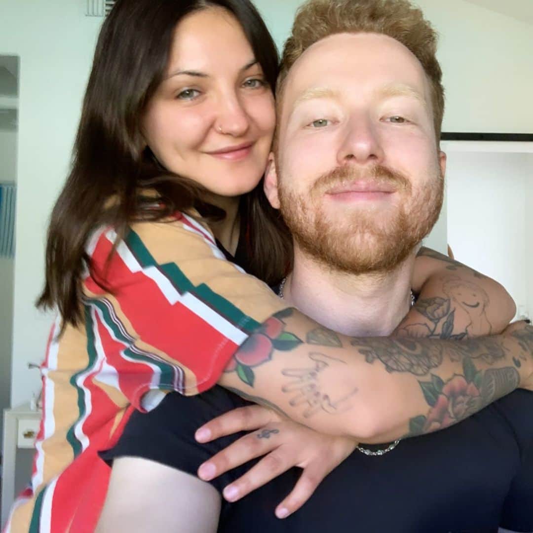 Julia Michaelsのインスタグラム：「I met you this day last year. Which means our song baby is a year old and we almost are too 🥰 oof hi I love you」