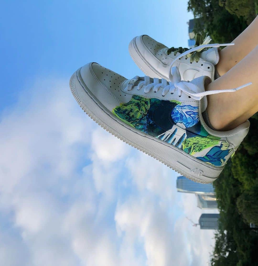 愛実（AIMEE）さんのインスタグラム写真 - (愛実（AIMEE）Instagram)「浮世絵テーマ🌊  Kakushika Hokusai inspired shoes #customshoes」7月20日 22時41分 - aims.d