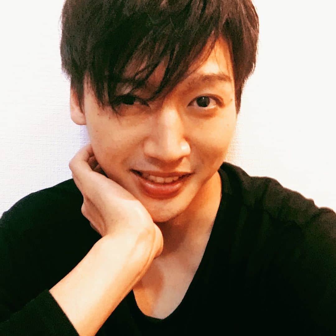 金井成大のインスタグラム：「こんな日だから 花巻貴大にまた会えた記念。  #花巻貴大 #ハイキュー  #青葉城西」
