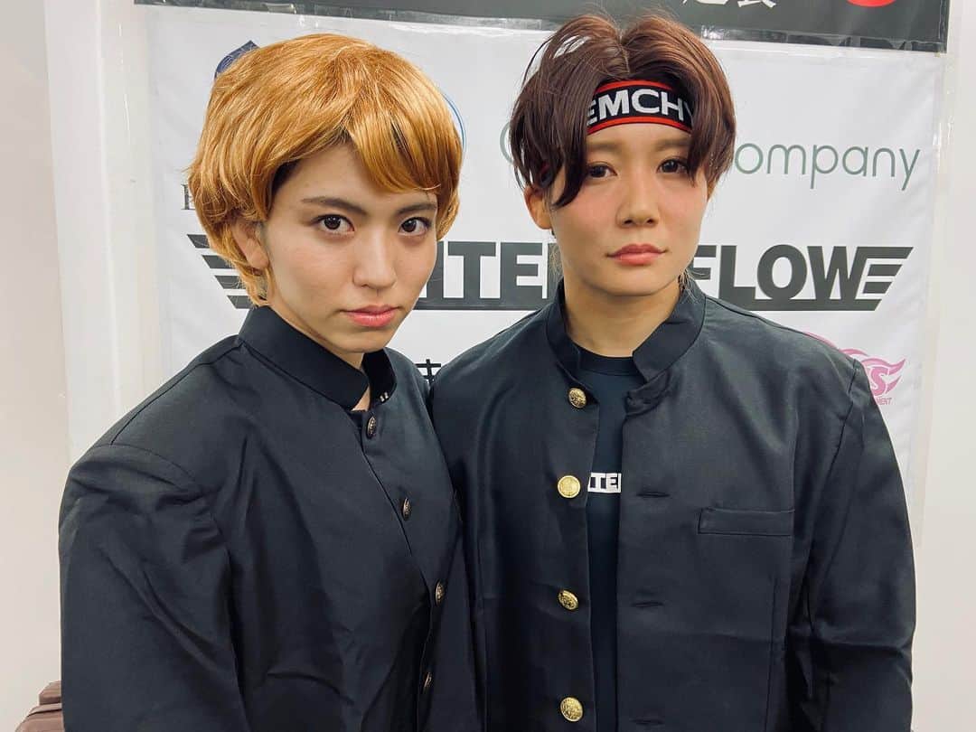 のインスタグラム：「. . youtubeコラボ ぱんちゃん璃奈選手（@panchanrina ） チャンネルの方では女装（私だけ） FIGHTER'SFLOWチャンネルでは男装をしました！！ メイドでトレーニングしたり 学ランで理想の告白シーンをやったりと、 どちらも面白い仕上がりなのでまだ見てない方は是非是非見て下さい😂 私の素のキャラがついに出てしまいました （プロフィールから飛べます） . おっしゃりたいことはわかっております どうか叩かないでください涙目 . 高低差激しすぎて耳キーンとするわ！！！！！ . #ぱんちゃん璃奈  #YouTube #キックボクサー #メイド #学ラン #男装 #女装 #ビスケ #吐血 #mma #mmafighter #training #総合格闘技 #女子格闘家 #柔道 #トレーニング #筋トレ #筋肉女子」