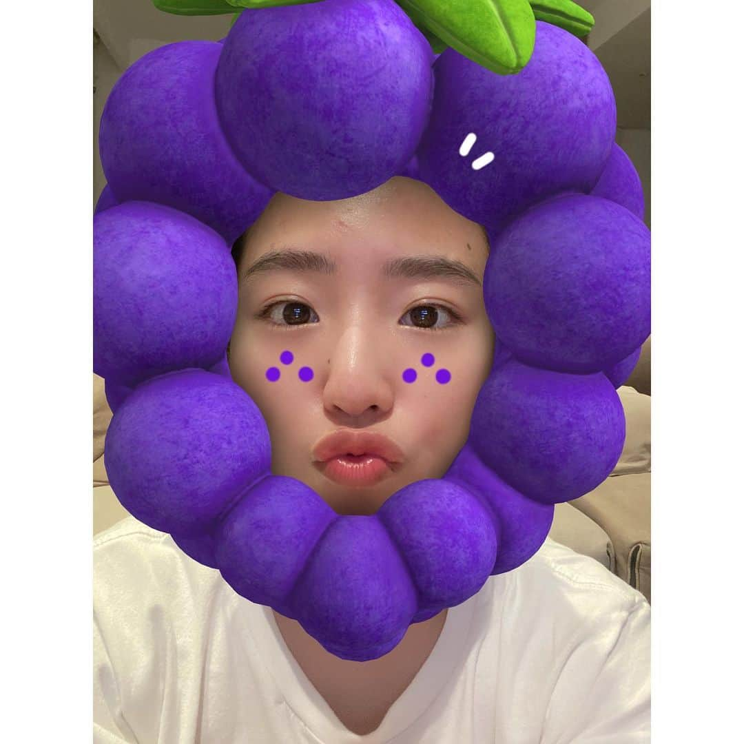 仲川遥香さんのインスタグラム写真 - (仲川遥香Instagram)「🇯🇵ぶどう/budou 🍇 🇮🇩Anggur/アングール🍇 🇺🇸Grape/グレープ🍇  #indonesia #japan #bahasajapan #bahasaindonesia #harukanakagawa #インドネシアタレント #ジャカルタ生活 #インドネシア語 #日本語 #仲川遥香」7月20日 23時11分 - haruuuu_chan