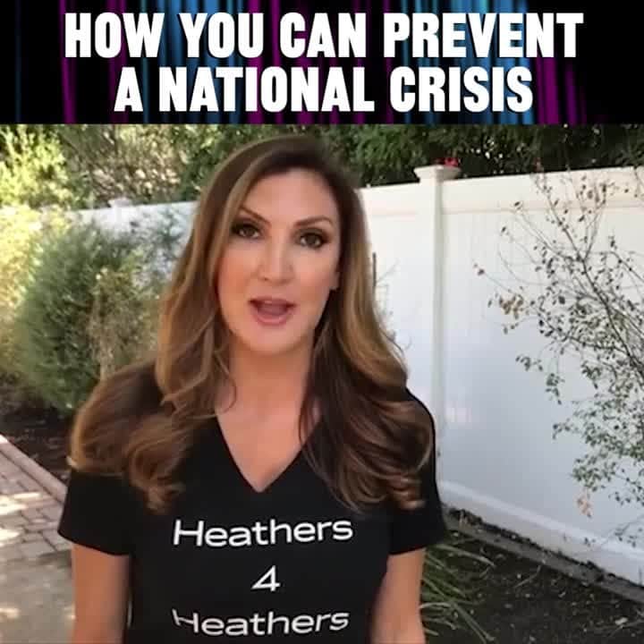 ヘザー・マクドナルドのインスタグラム：「How YOU can prevent a National Crisis... ⠀ ⠀ #Heathers4Heathers #HeatherMcDonald #comedy #standupcomedy #NationalCrisis」
