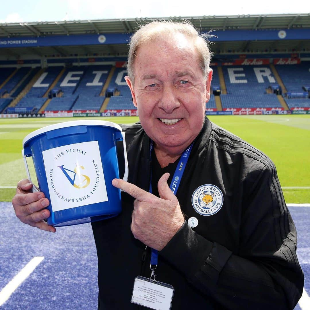 レスター・シティFCさんのインスタグラム写真 - (レスター・シティFCInstagram)「#lcfc legend and Club Ambassador Alan Birchenall’s 40th and final charity run will take place next season 🏃‍♂️   Full details via our bio 📲」7月21日 0時10分 - lcfc