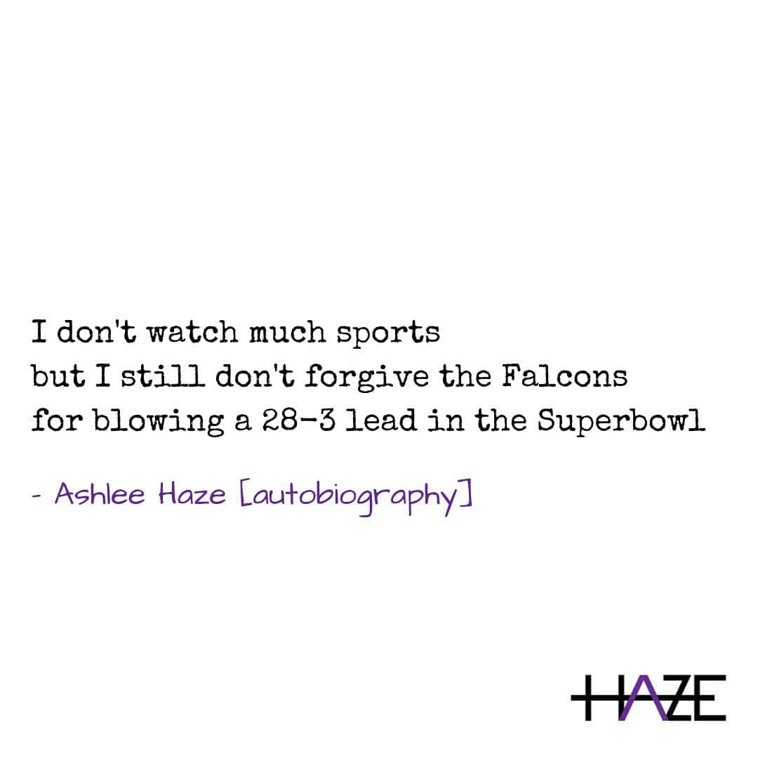 アシュリー・ヘイズのインスタグラム：「Some things you don’t get over easy. From the book “SMOKE” by Ashlee Haze available on Amazon, kindle, audible, and ashleehaze.com #ashleehaze #smokebyashleehaze #poetry #poetsofinstagram」