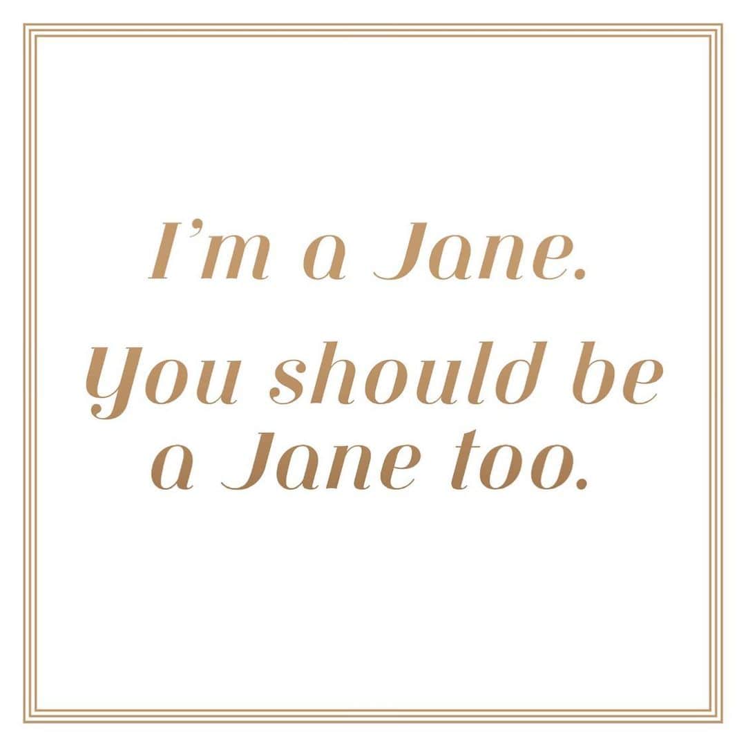 ハンナ・シモンのインスタグラム：「It is an honor to know the phenomenal women behind the @TheJaneClub. Their online village provides essential resources to help take care of the women who take care of everyone else. The Connected Jane Membership is now $50/month Use my special code INSIDERJANEFF for $10 off your first month. Link in bio.」