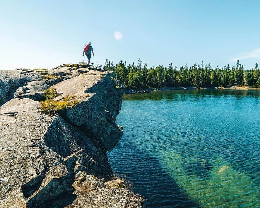 Visit The USAさんのインスタグラム写真 - (Visit The USAInstagram)「Discover beautiful solitude, surrounded by Lake Superior, at Isle Royale National Park in Michigan. For those looking for an escape in nature- from backpackers, hikers, boaters, kayakers, canoeists, and scuba divers- the Isle Royale National Park is the perfect place to be one with the outdoors! 📸: @drewmason #VisitTheUSA #TogetherInTravel」7月21日 0時55分 - visittheusa
