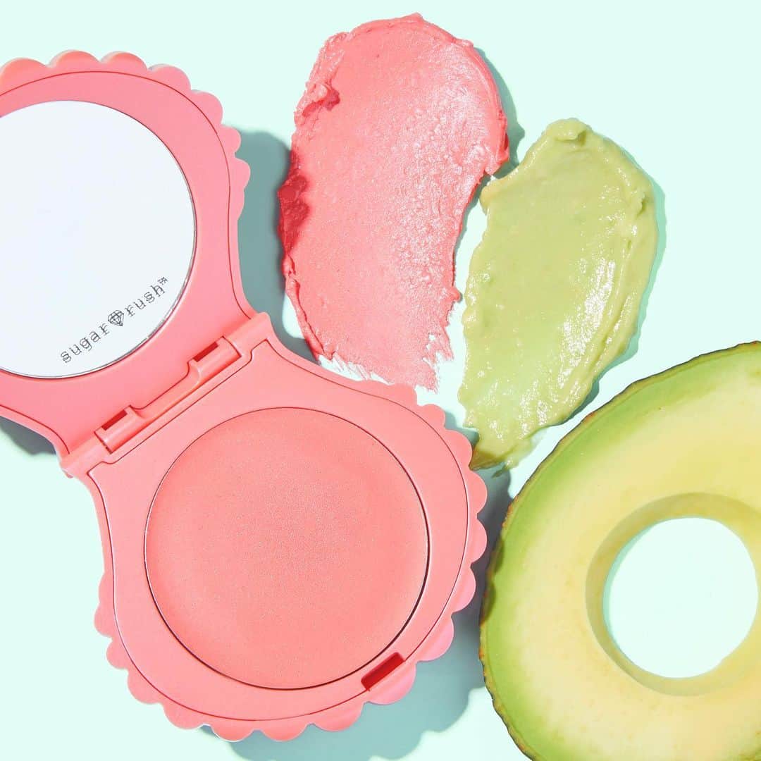Tarte Cosmeticsさんのインスタグラム写真 - (Tarte CosmeticsInstagram)「Our @sugarrush beach cheeks cream blushes are EVERYTHING you have avo wanted 👏 The gel-cream blush formula gives a gorgeous, natural flush w/ a quick swipe of your fingertips. It’s also infused w/ 🥑 oil to leave skin super soft. Shop now on tarte.com & @ultabeauty. #crueltyfree #sugarrush #sugarsquad」7月21日 1時02分 - tartecosmetics