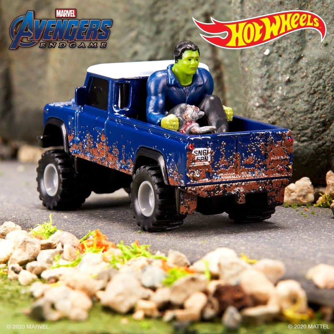Mattelさんのインスタグラム写真 - (MattelInstagram)「As seen in Marvel Studios’ Avengers: Endgame, the Land Rover Defender 110 Pickup Truck hitches its way as a @hotwheelsofficial #SDCCatHome exclusive. Available on 7/23, 9am PT on @MattelCreations. #HotWheels」7月21日 1時31分 - mattel