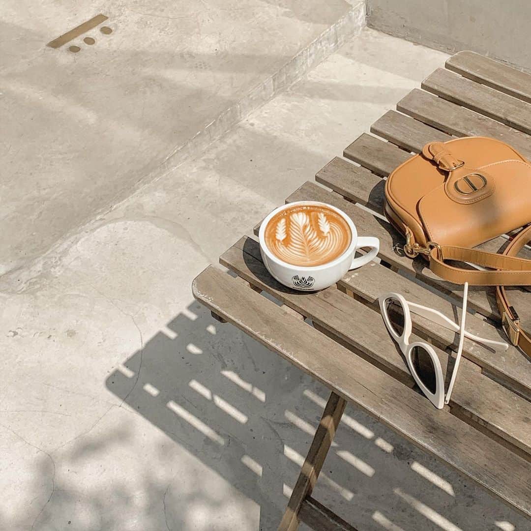 徐琁さんのインスタグラム写真 - (徐琁Instagram)「這家咖啡可以🤤 還有乾麵可以點不怕肚子餓」7月21日 13時13分 - cos55555