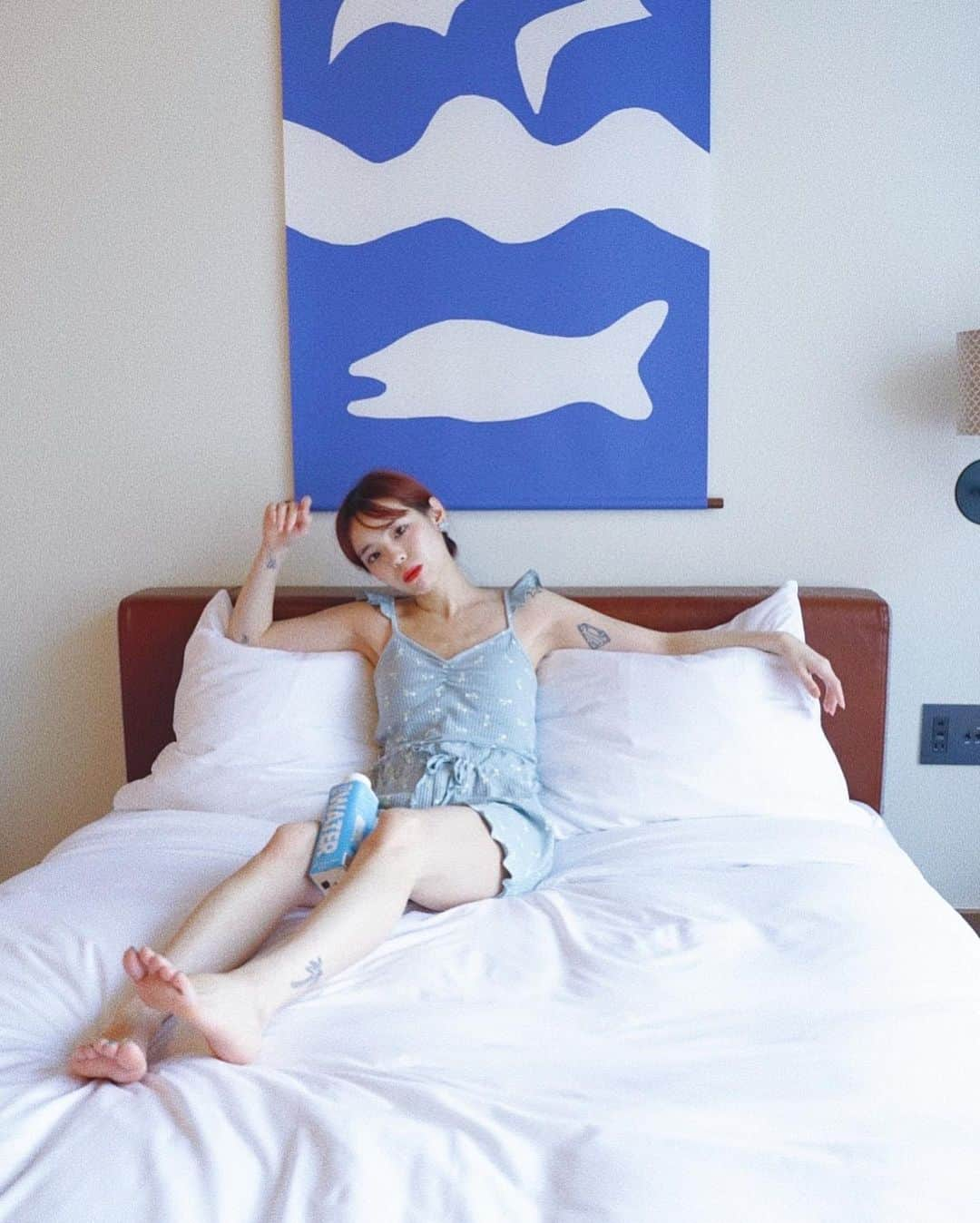 瀬戸あゆみさんのインスタグラム写真 - (瀬戸あゆみInstagram)「ルームウェアのブルー🐟💙 photo by @frontriver_marina   今月初めごろ、京都に行ってきました。 とうとう日本に上陸した、 @acehotelkyoto に泊まりました❣️ 海外気分味わえてなんかわたしたちは落ち着いたのでした😌 #dearsisterhood  #ayumi_journey #acehotelkyoto」7月21日 12時15分 - setoayumi