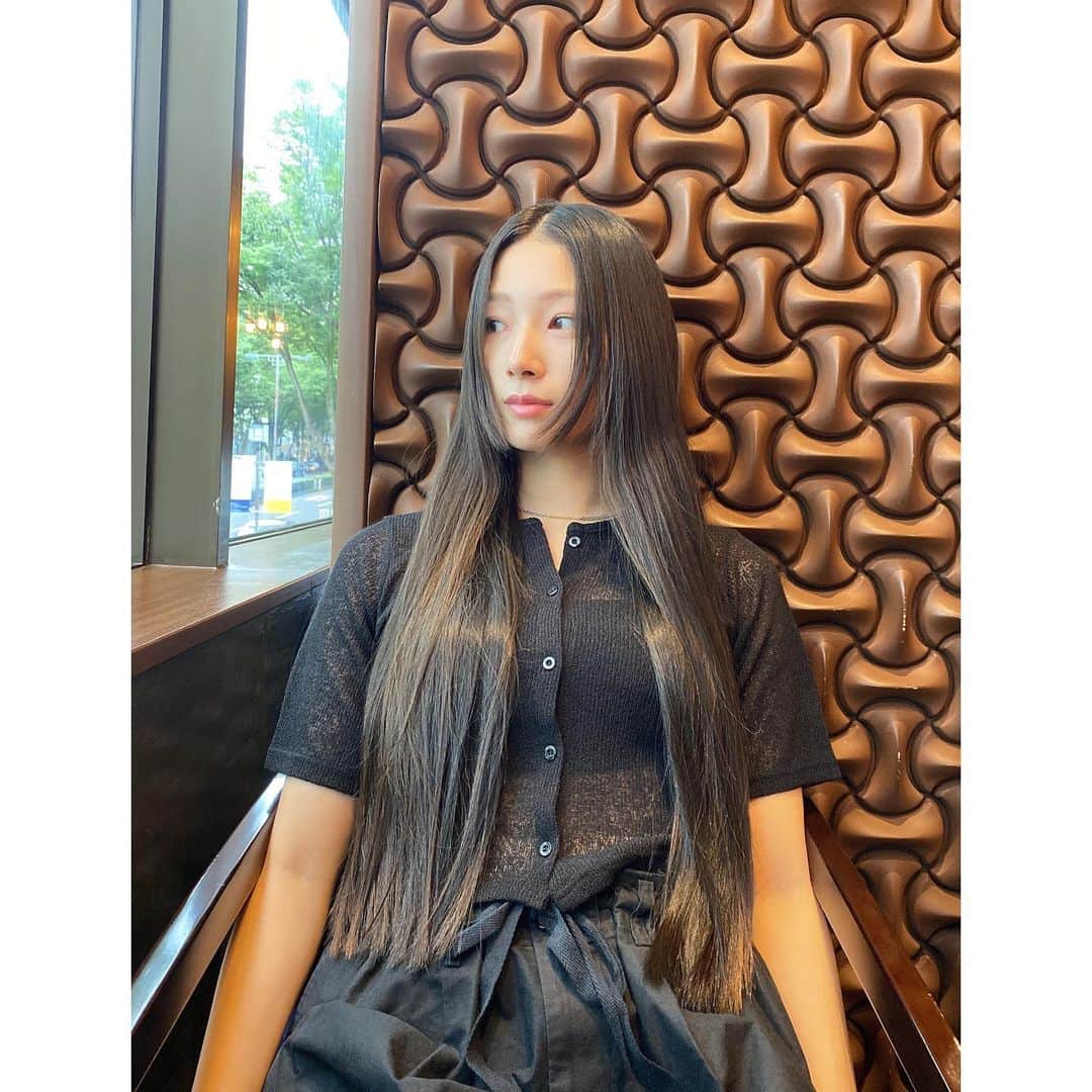 江田友莉亜のインスタグラム：「super longhair🤎」
