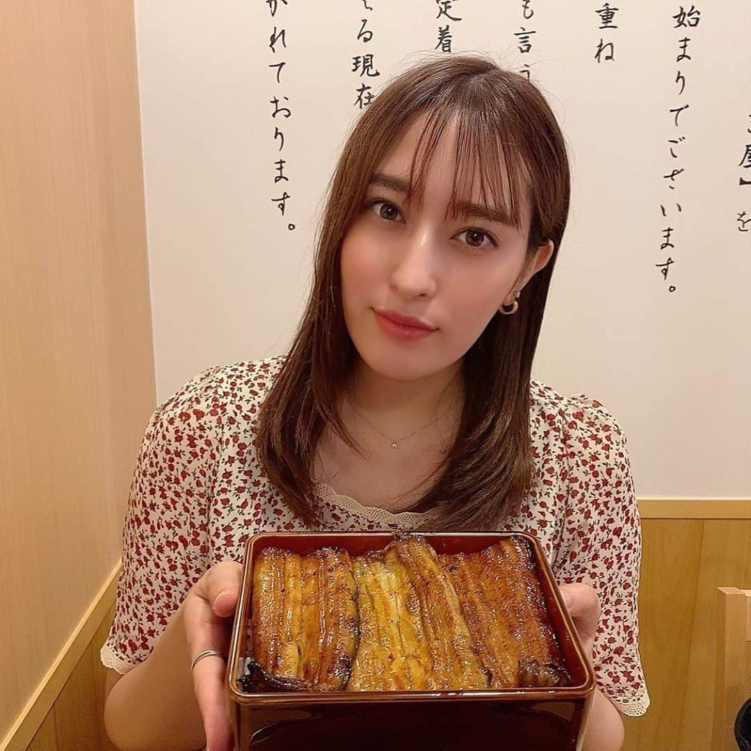 平田梨奈さんのインスタグラム写真 - (平田梨奈Instagram)「今日は夏の土用の丑の日だから軽井沢にうな重食べに来た💕おいしかった〜😊　#土用の丑の日」7月21日 12時53分 - hirari_official