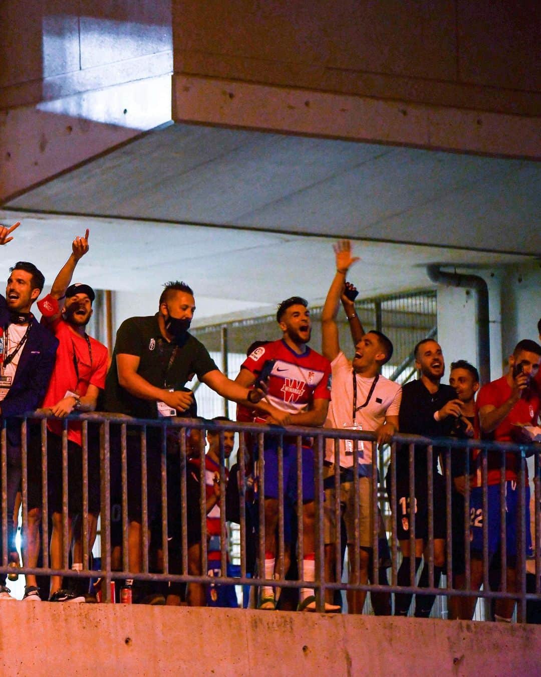 LFPさんのインスタグラム写真 - (LFPInstagram)「ENJOY, @granadacf! 🎉🎉 • ¡DISFRUTA, Granada CF! 🎉🎉 • #Granada #LaLigaSantander #LaLiga」7月21日 4時30分 - laliga