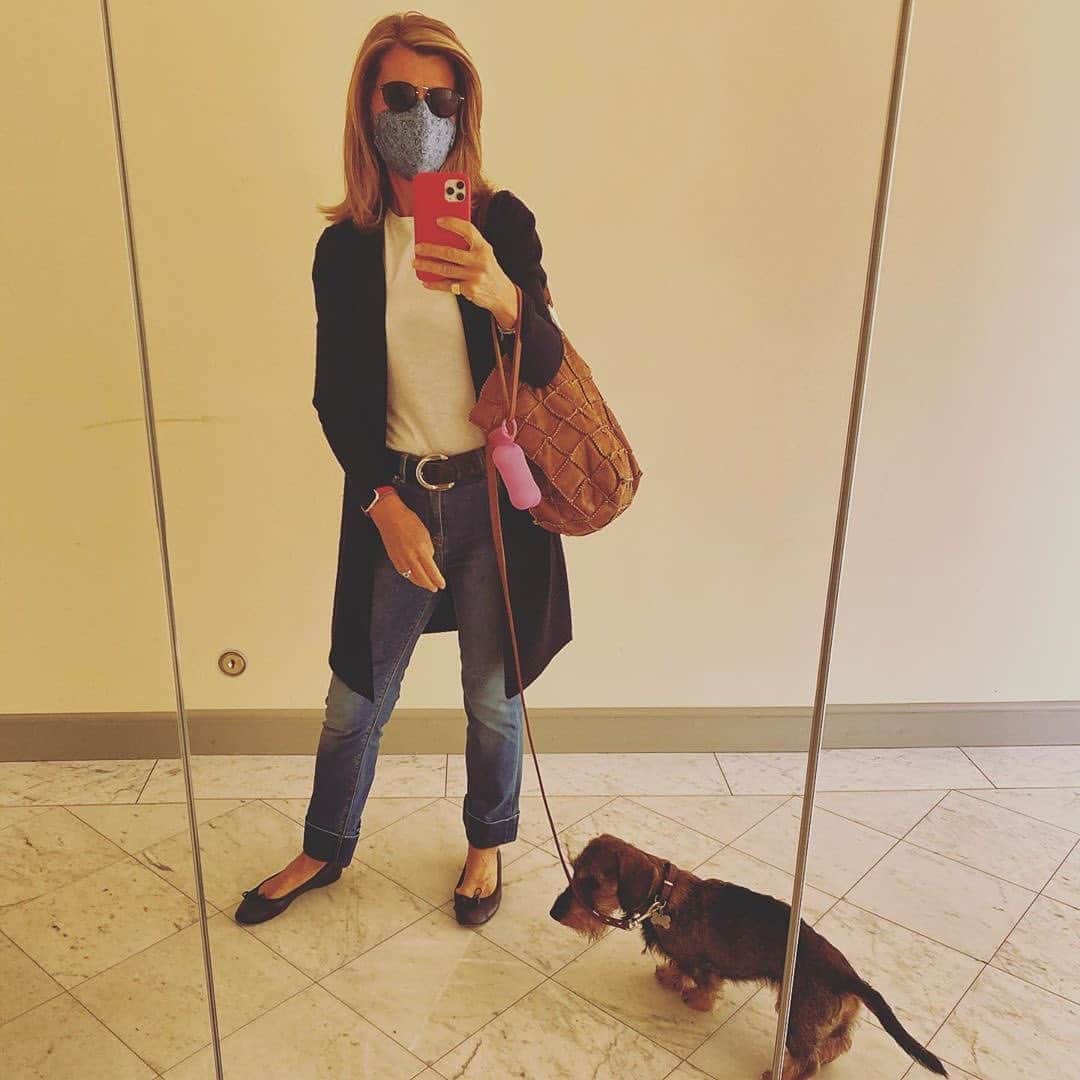 ジャマンピュエッシュのインスタグラム：「The best summer styles with Jamin Puech - @carlazamper」