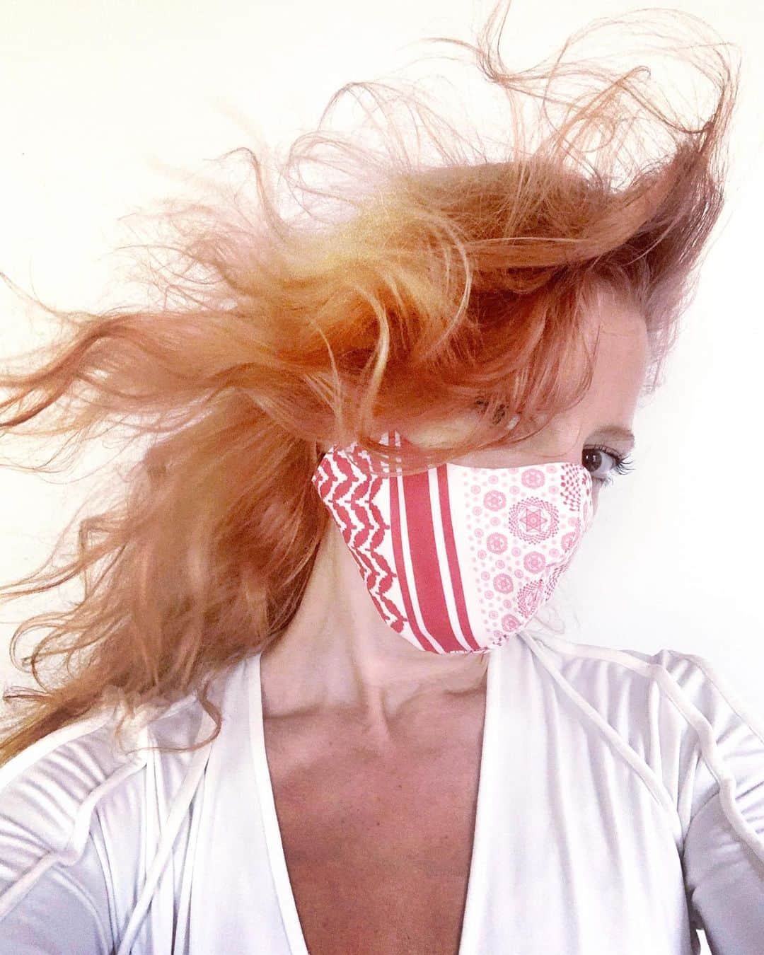 スリーアズフォーのインスタグラム：「New Versions of “inSALAAM inSHALOM” Masks are NOW available in limited edition on our shop! Featuring Adi @adiadiary in RED inSALAAM inSHALOM” a print from 2012 collection "inSALAAM inSHALOM", celebrating the textiles of both Arabic and Jewish cultures by mixing the geometric patterns of the TWO worlds and uniting them as ONE !  We are donating 10% of each purchase towards creating medical masks for  the support of the health community in New York City  All masks are limited edition - One of A kind ! #mask #facemask」