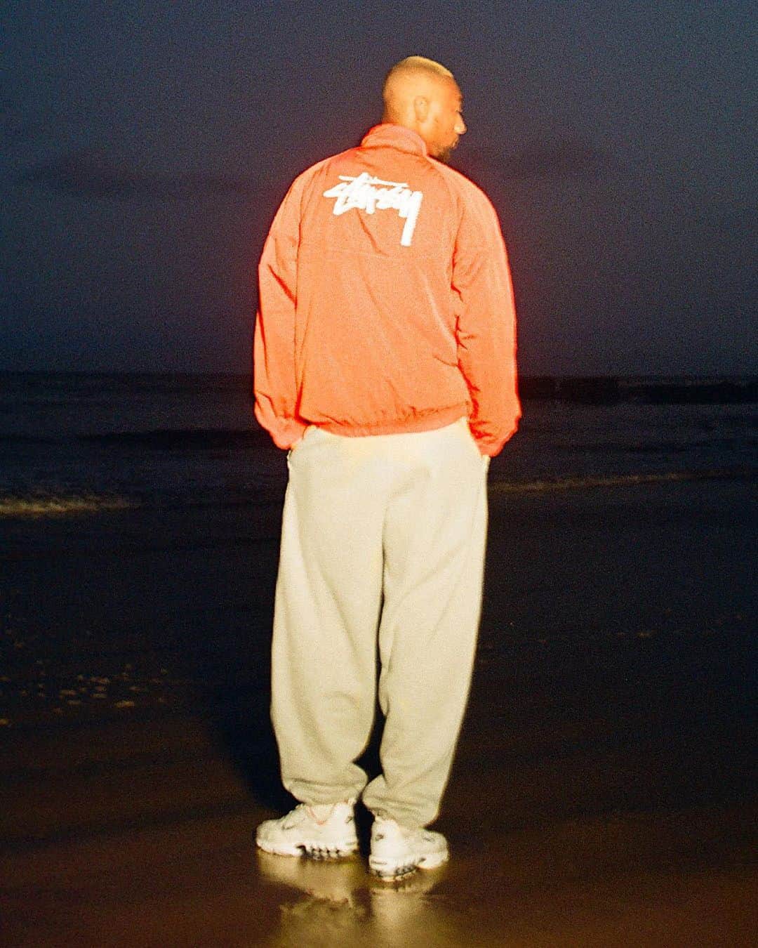 HYPEBEASTさんのインスタグラム写真 - (HYPEBEASTInstagram)「@hypebeaststyle: @stussy and @nike continue their active collaborative partnership with a new range of summer apparel. The pieces consist of casual, relaxed beachwear including bright track jackets and pants, two different T-shirts — one of which offers vibrant, running-inspired graphics, the other an “International Beach Crew” hit — co-branded shorts and bucket hats. Look for these to arrive on July 24 via Stüssy's webstore.⁠⠀ Photo: Stüssy」7月21日 7時55分 - hypebeast