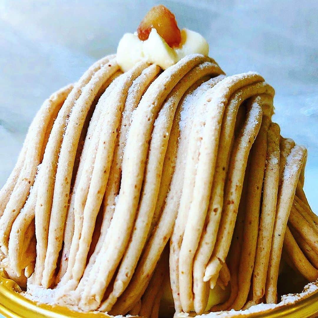 里井真由美のグルメインスタ