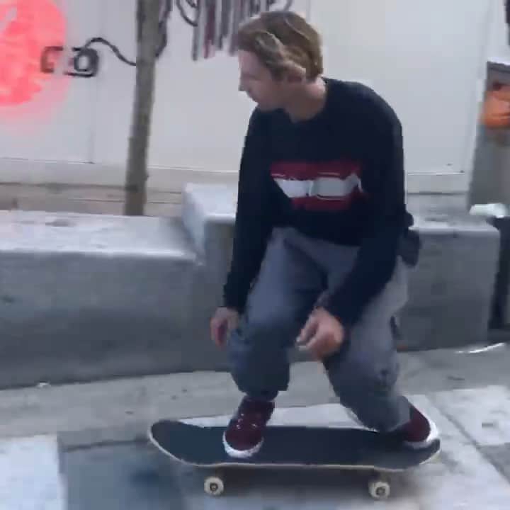 スラッシャーのインスタグラム：「👏🏾 @barneypage 📹 @kevinparrott」